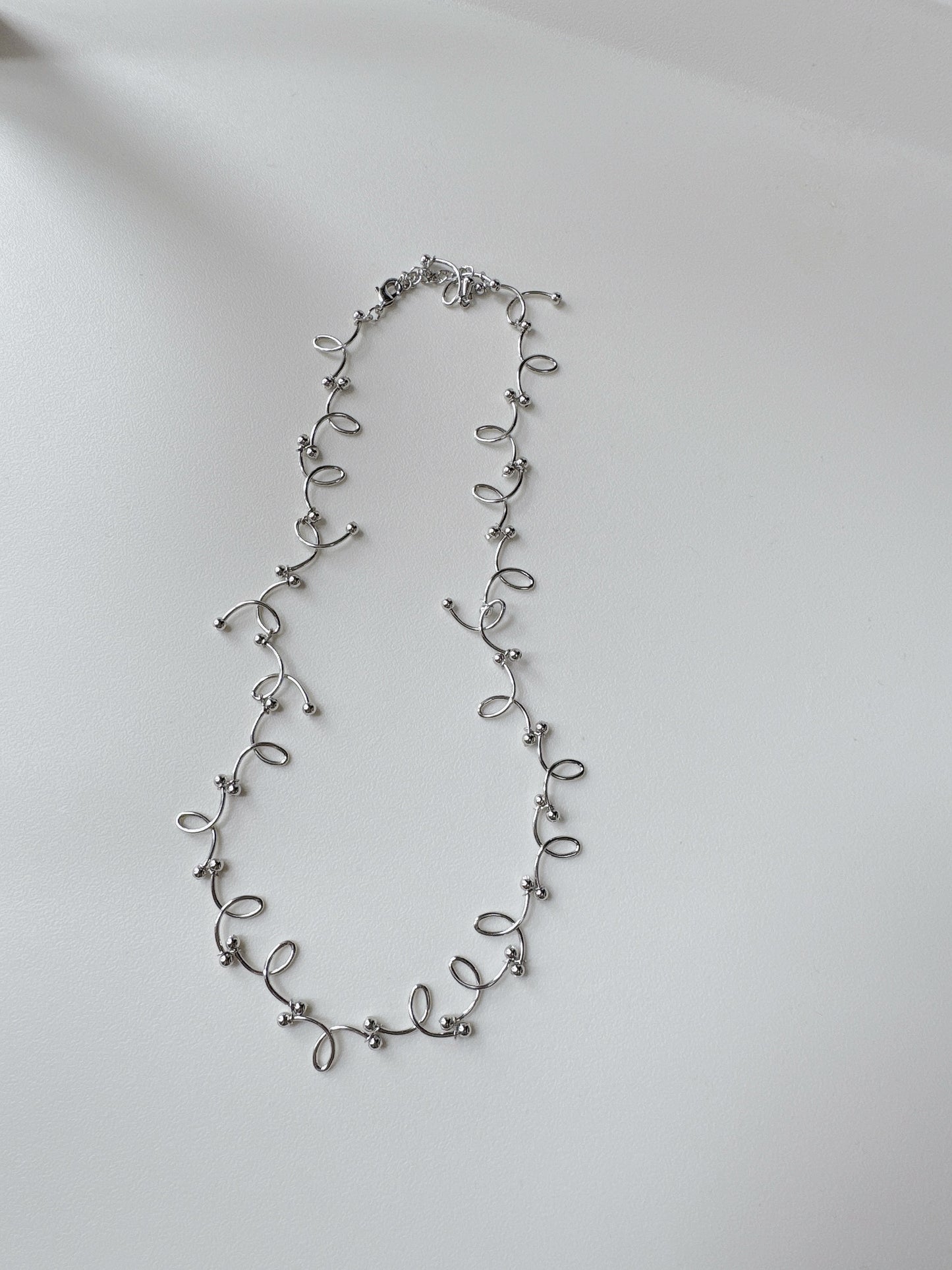 店主推薦♡︎扭圈點點百撘頸鏈