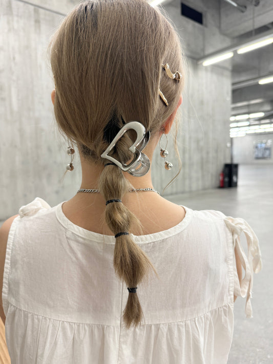 日系感心心小鯊魚髮夾