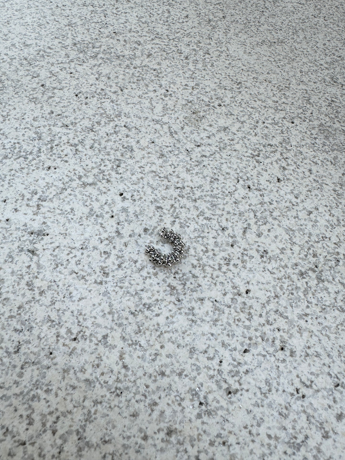 密集珠珠EAR CUFF