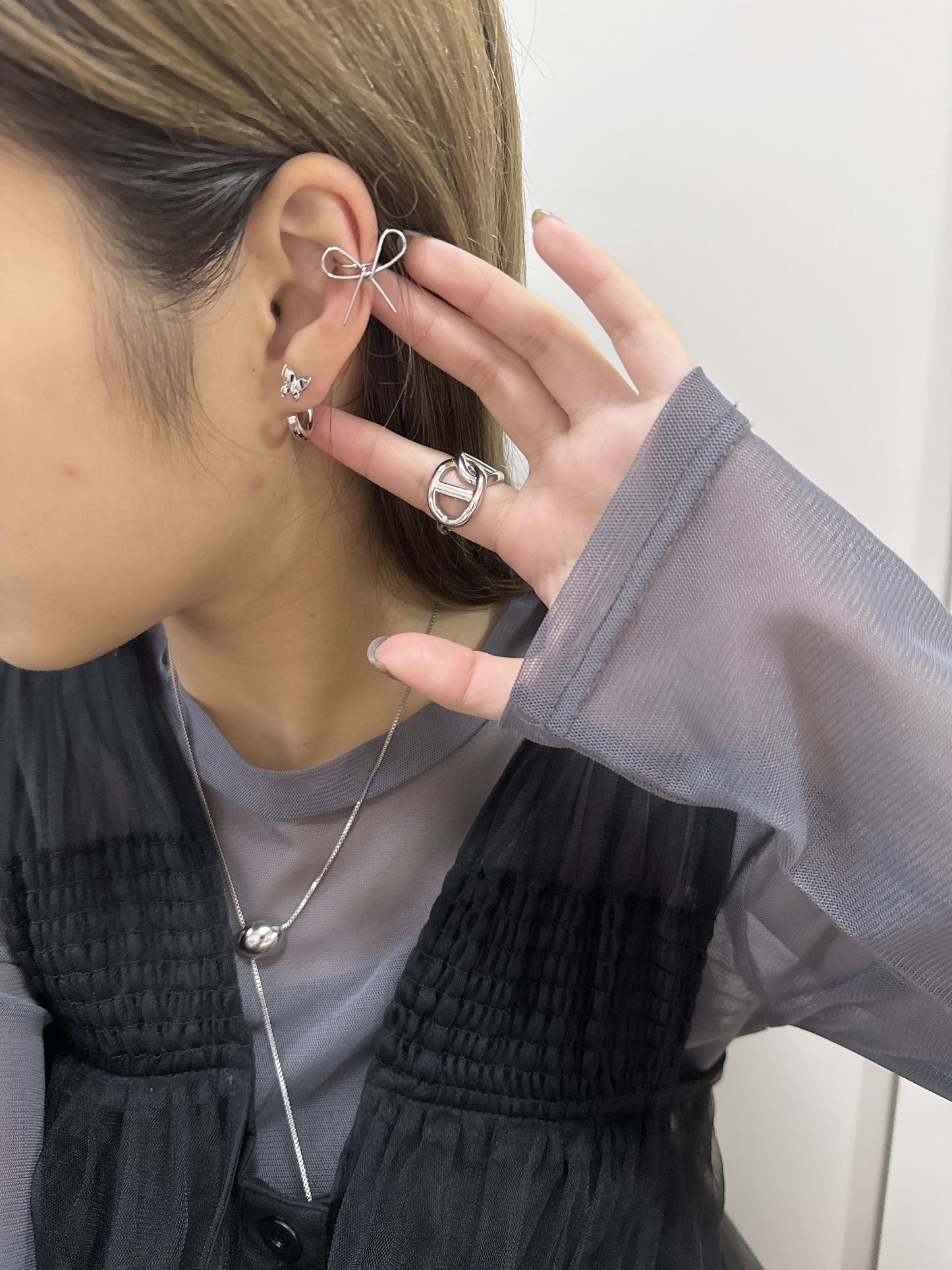 日常小蝴蝶半圈耳環