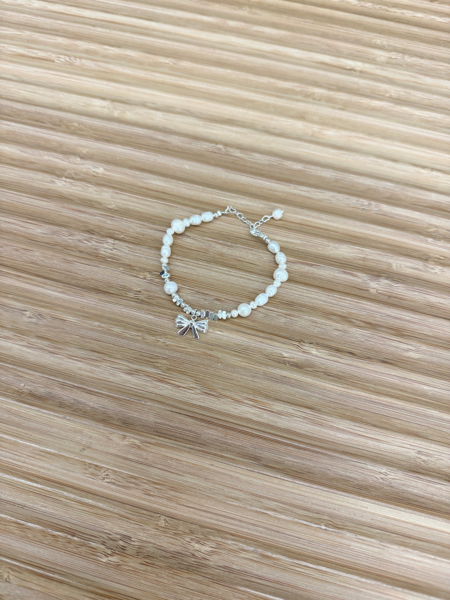 精緻可愛珍珠蝴蝶結手鏈