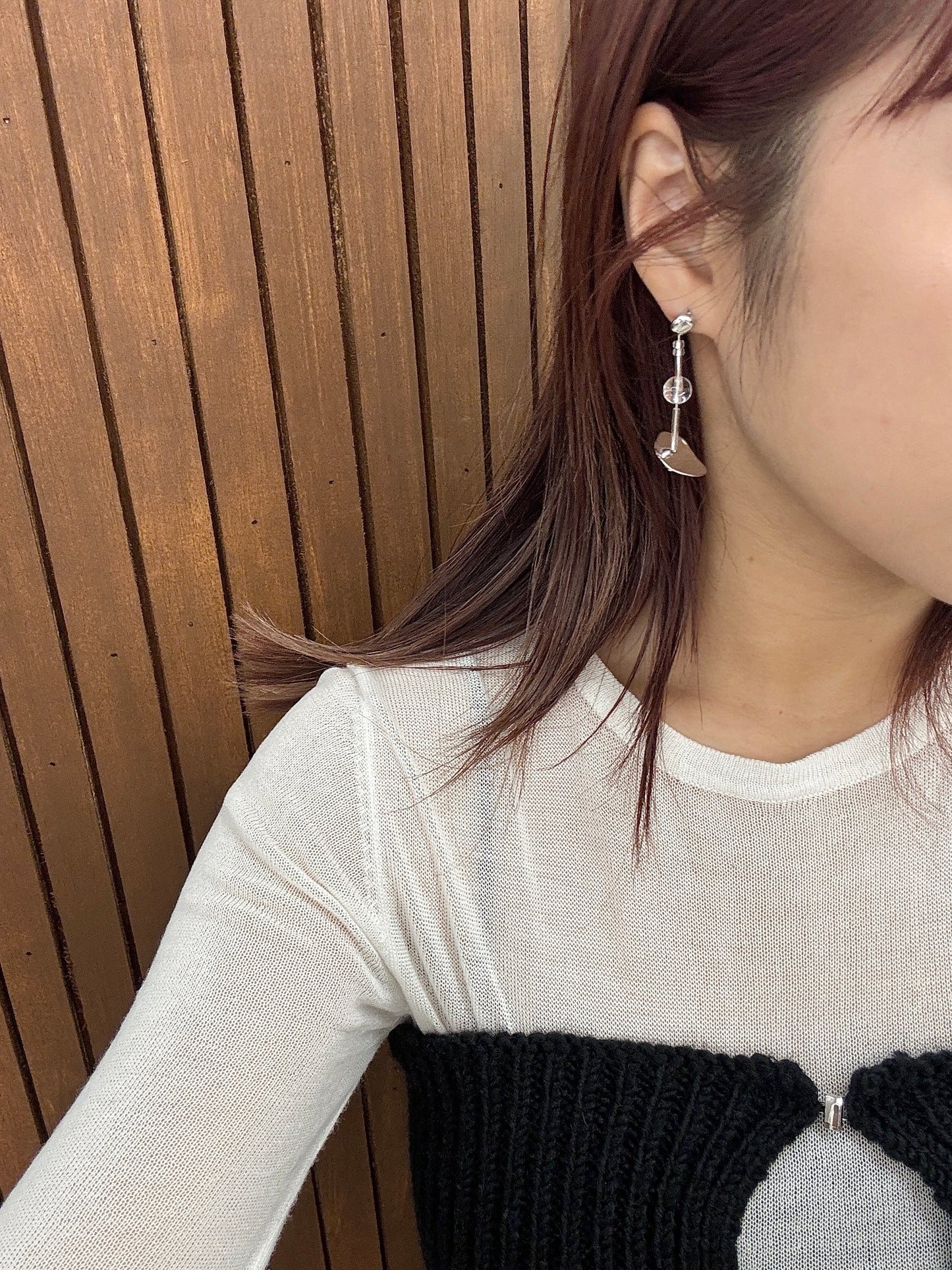 氣質感~兩邊不一樣透明耳環