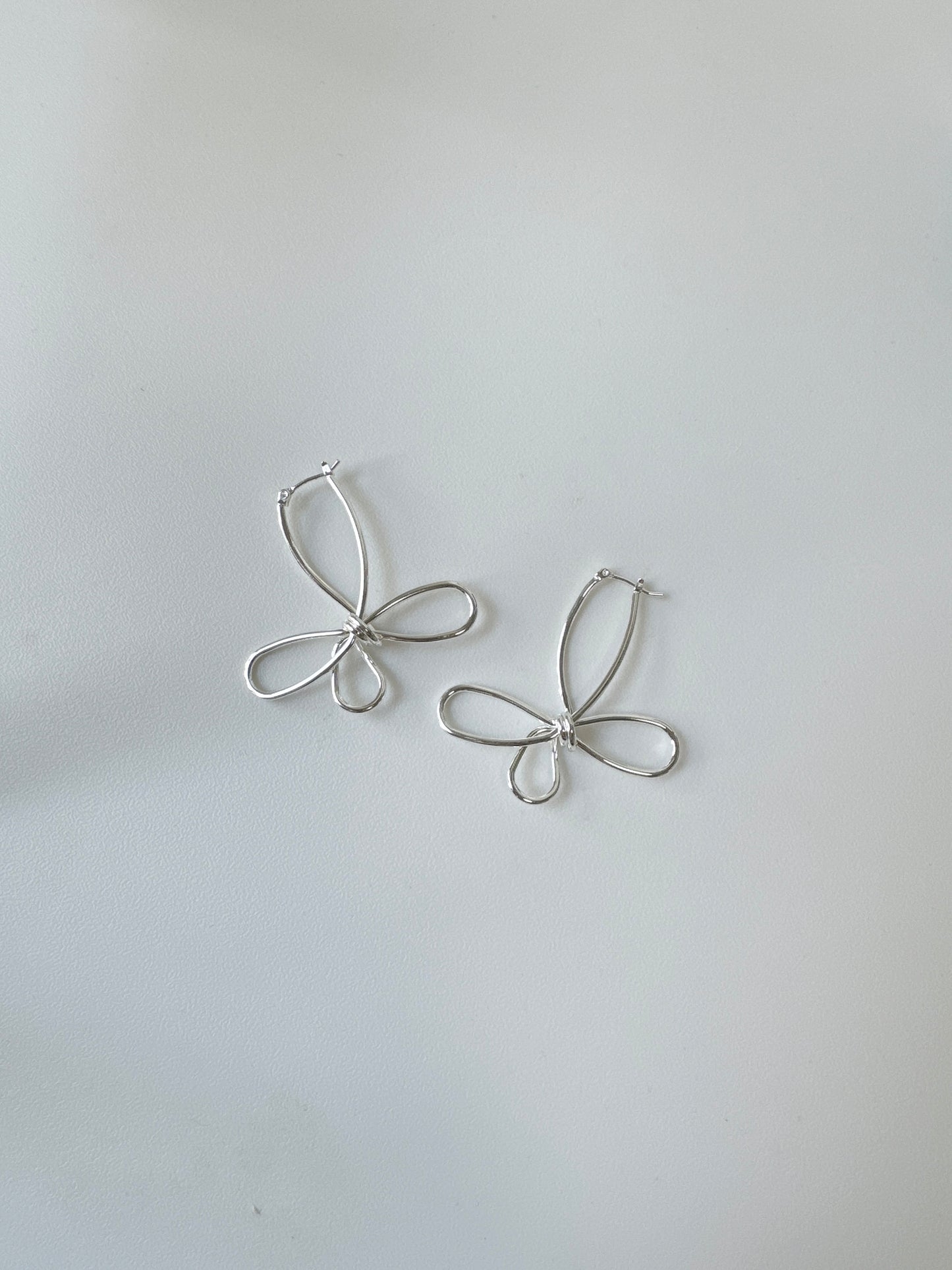 氣質感~不同長短花瓣耳環