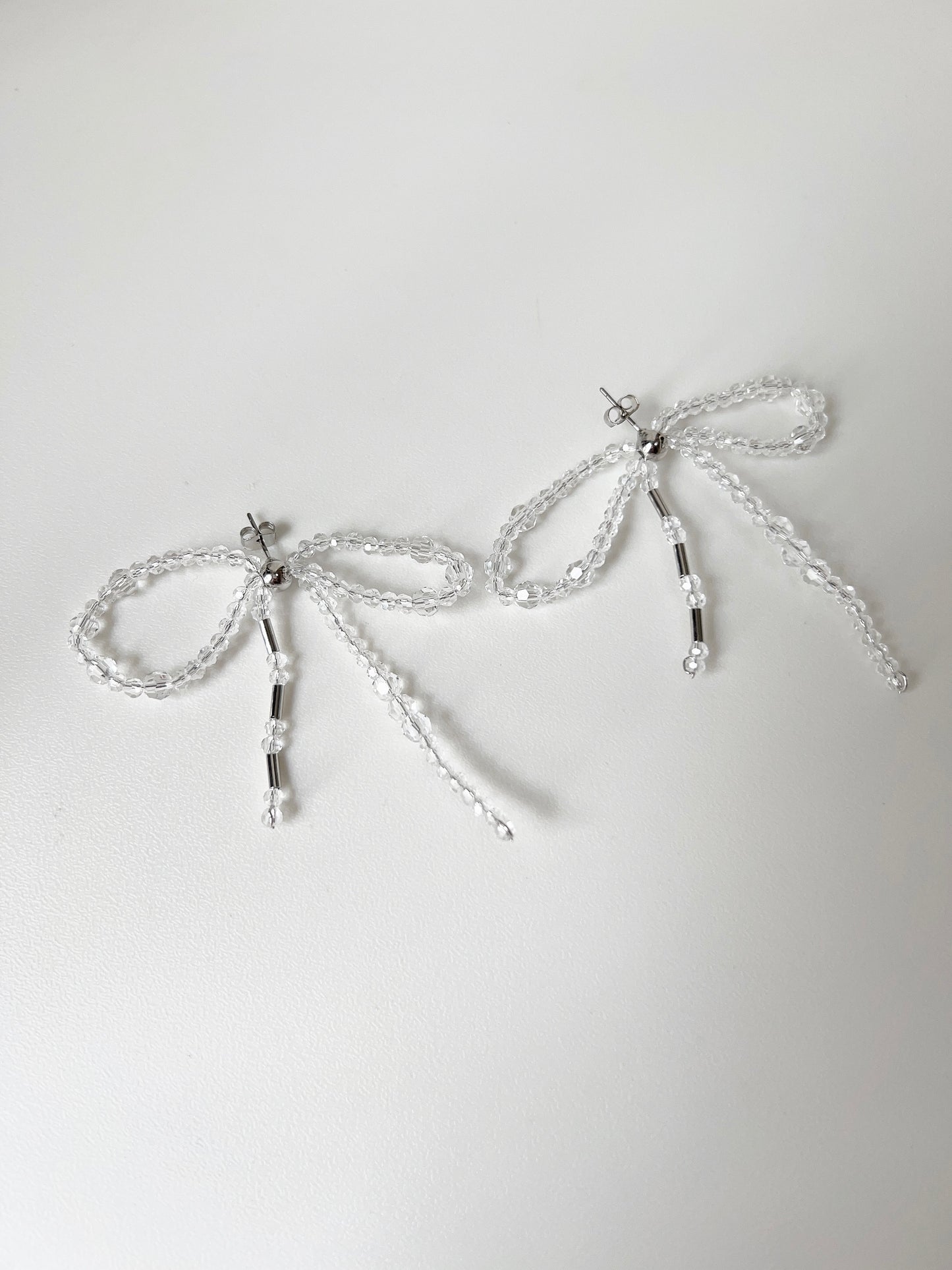 精緻感!拼大小珠蝴蝶結耳環