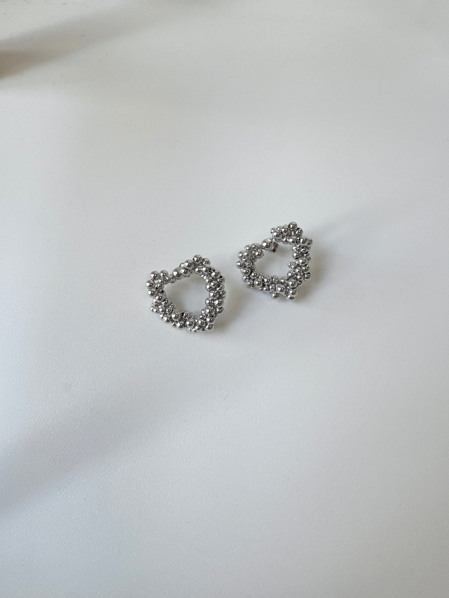 推~心形珠珠耳環!!