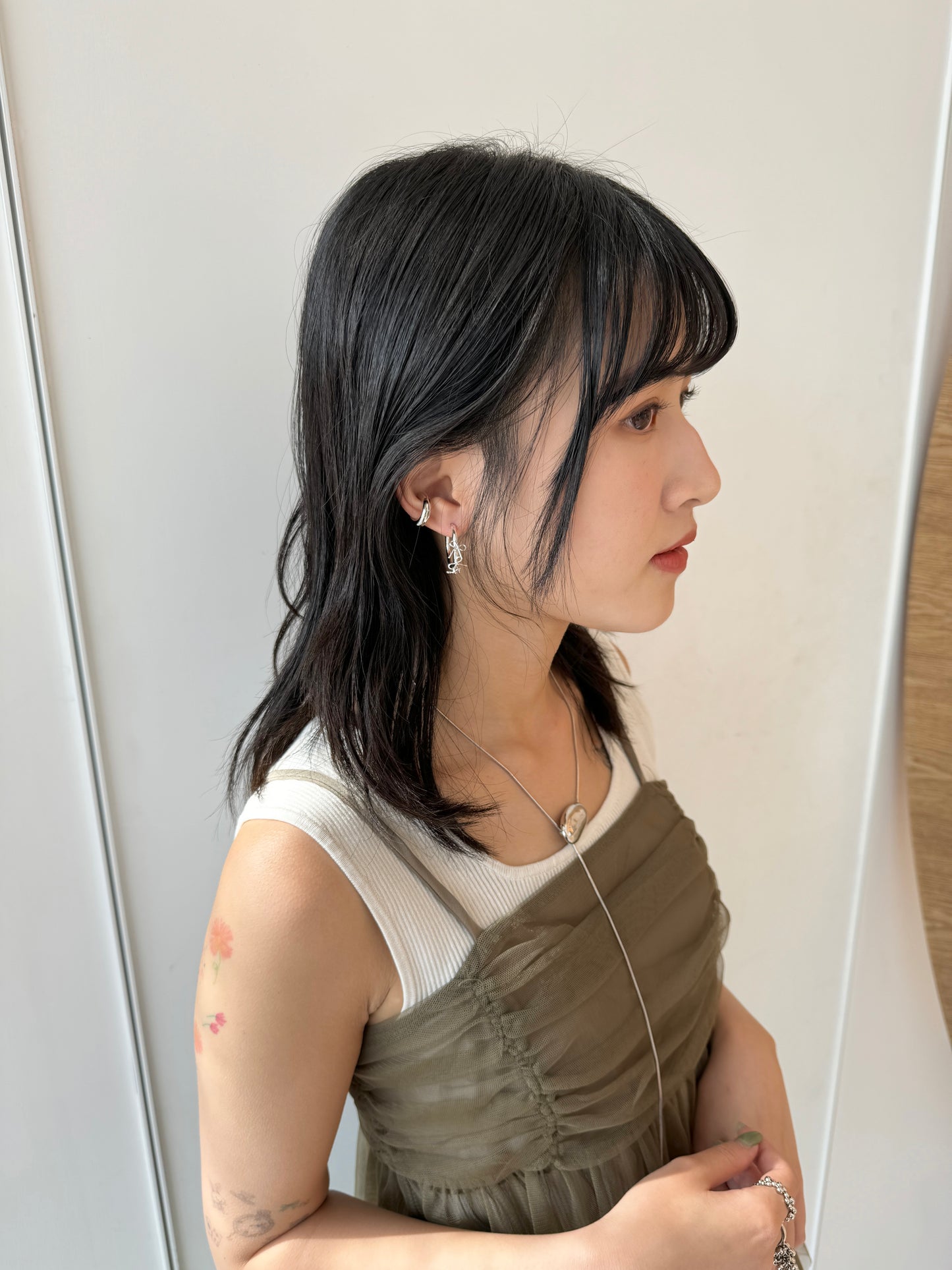 蝴蝶結半彎耳環