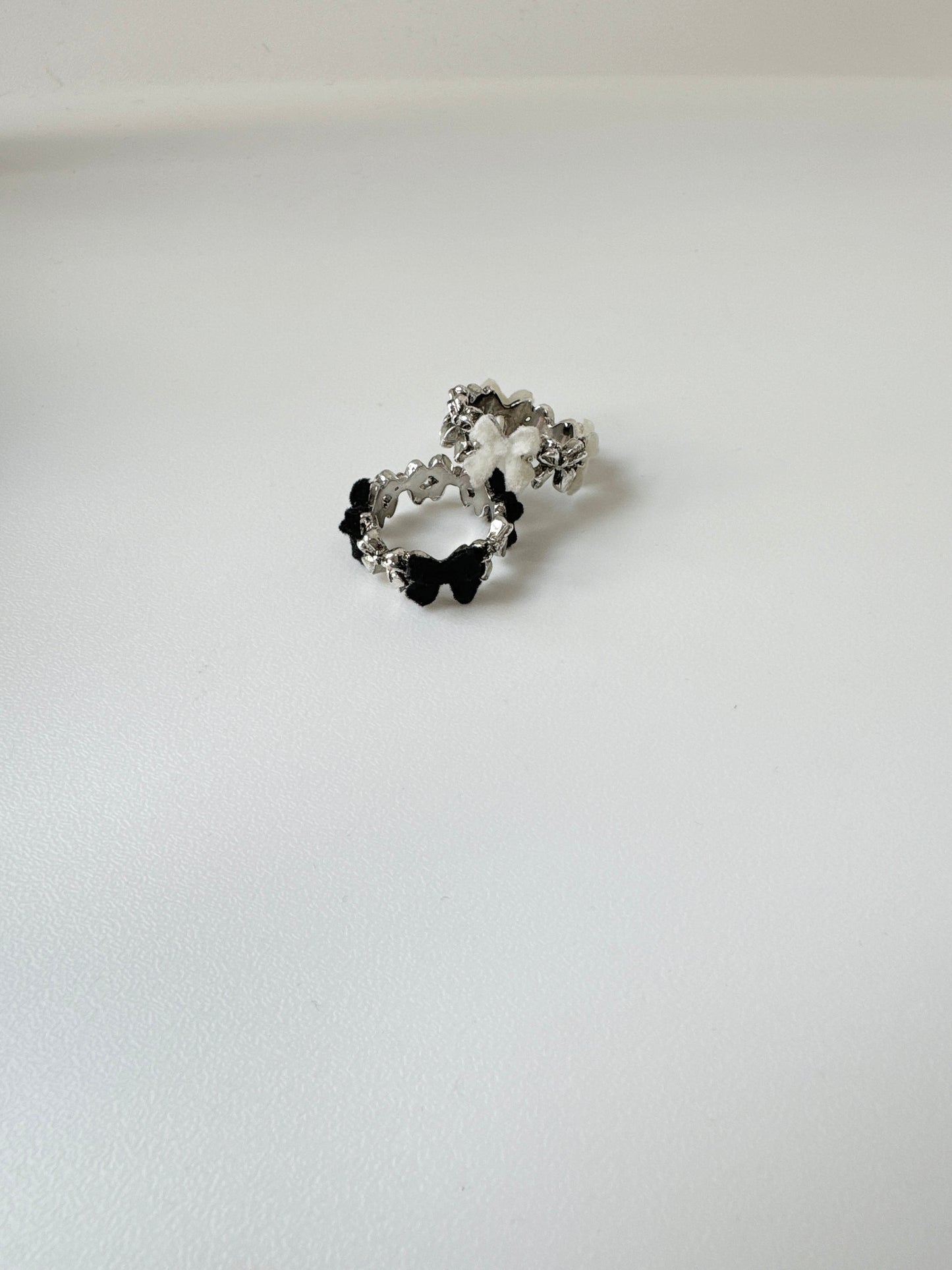推!絨面蝴蝶結環戒指