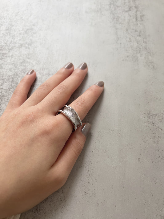 壓紋反摺邊戒指