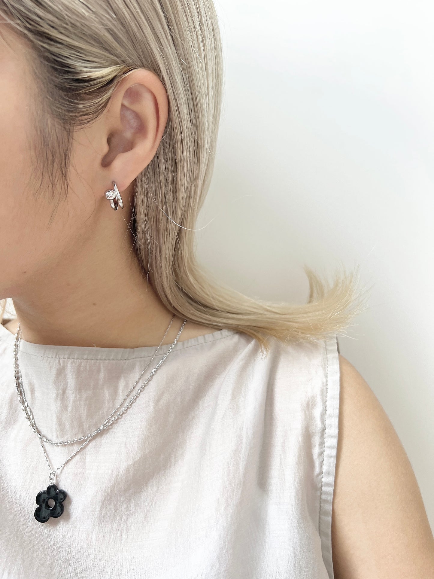 日常// 小彎珠珠耳環