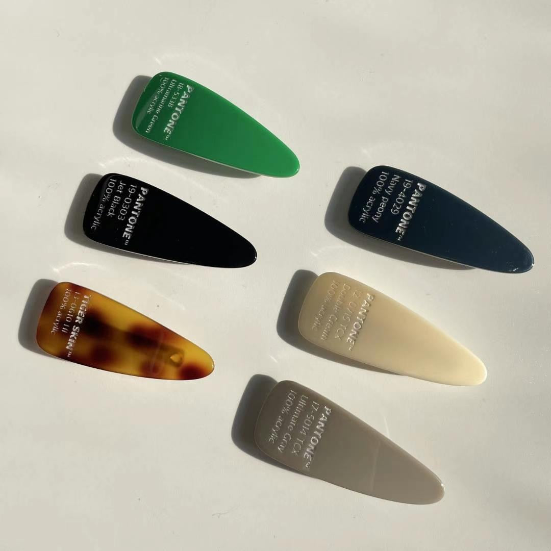 PANTONE 三角髮夾