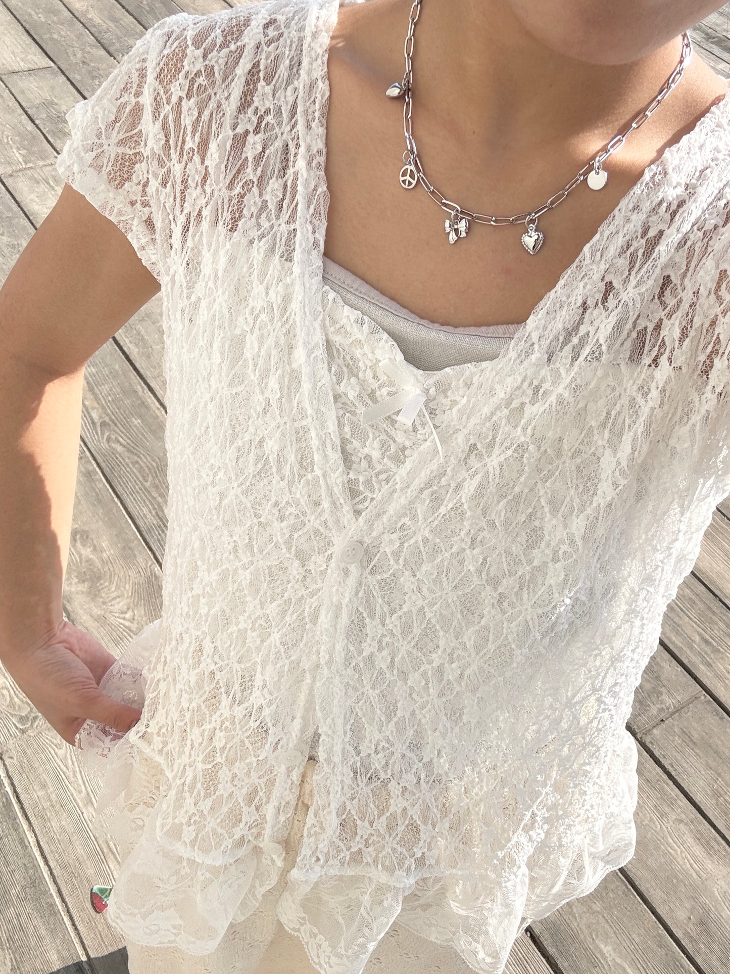 不同吊墜的扣扣頸鏈