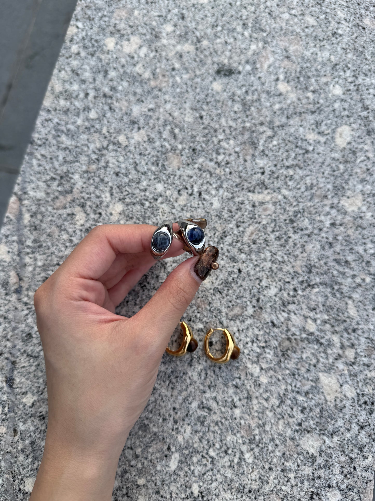 推！復古感小石耳環