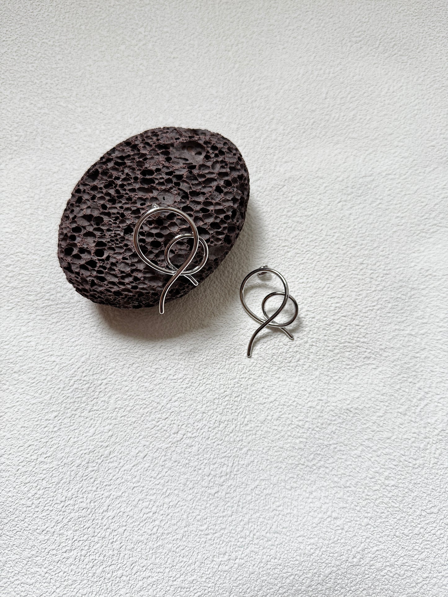 雙重疊圈圈耳環～