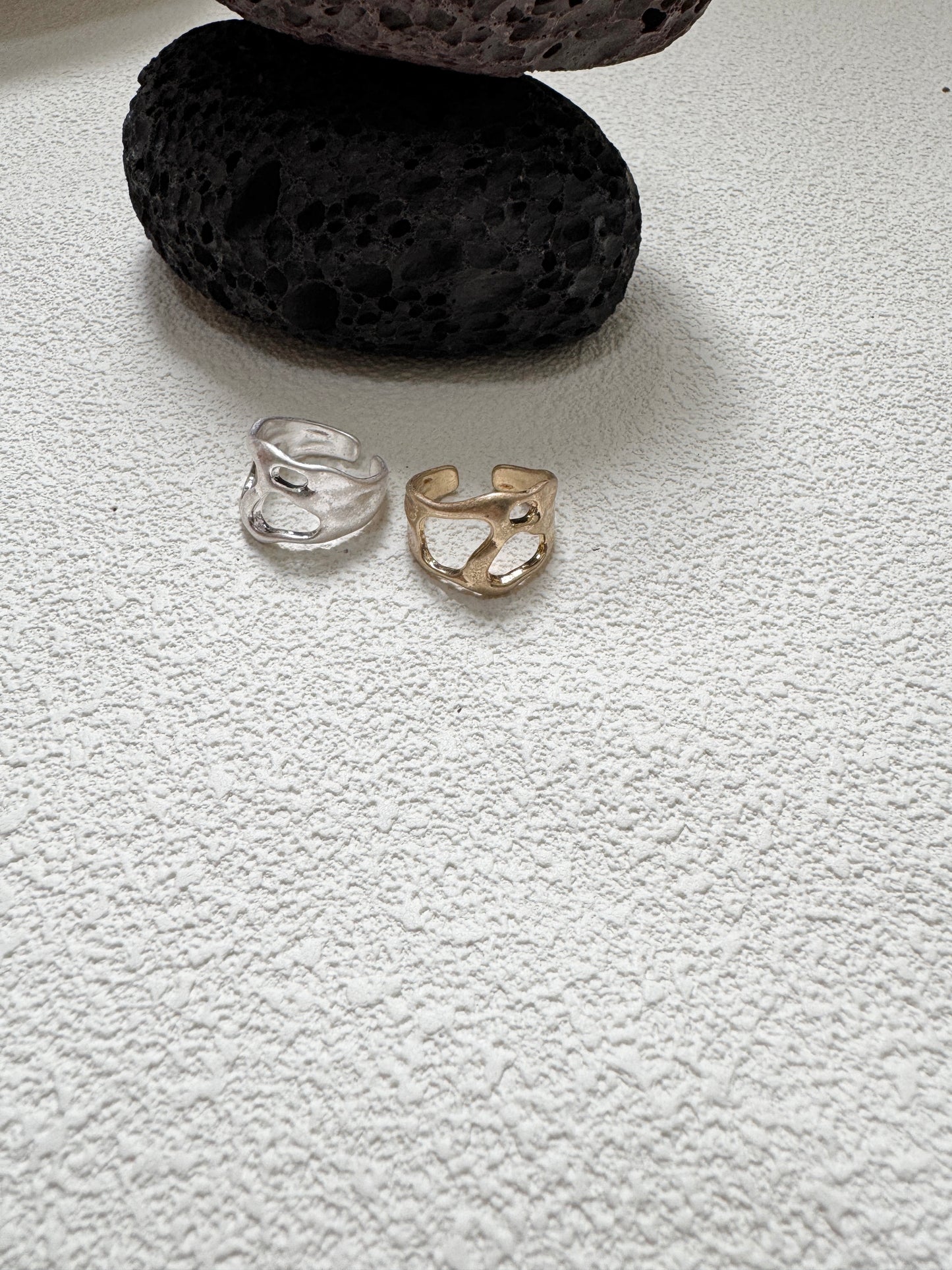 霧面不規則洞洞RING