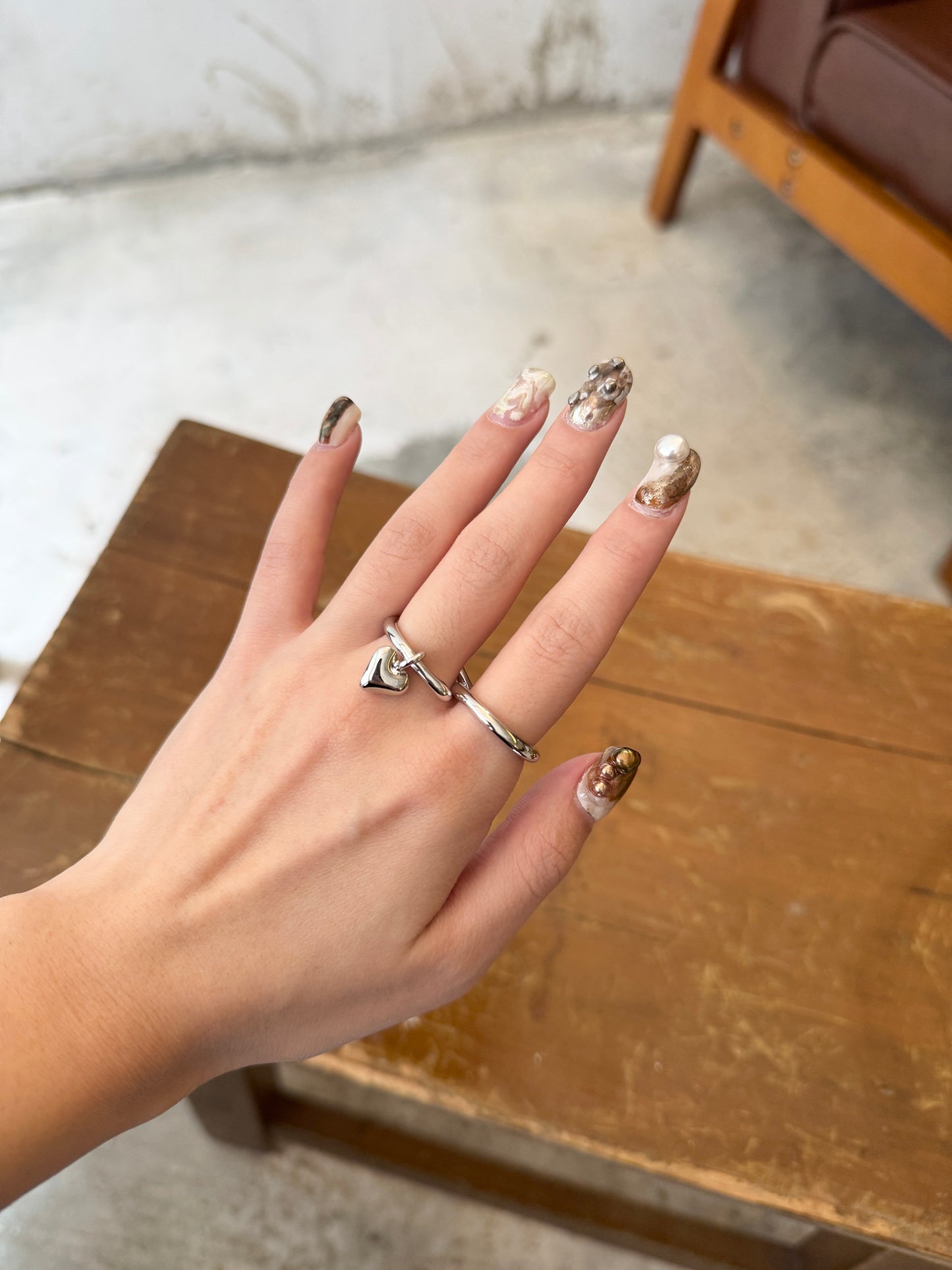 現貨⸜ ♡ ⸝心心扣雙指RING