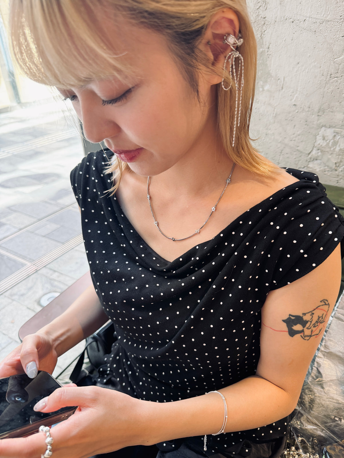 質感款～低調花花拼蛇鏈頸鏈￼
