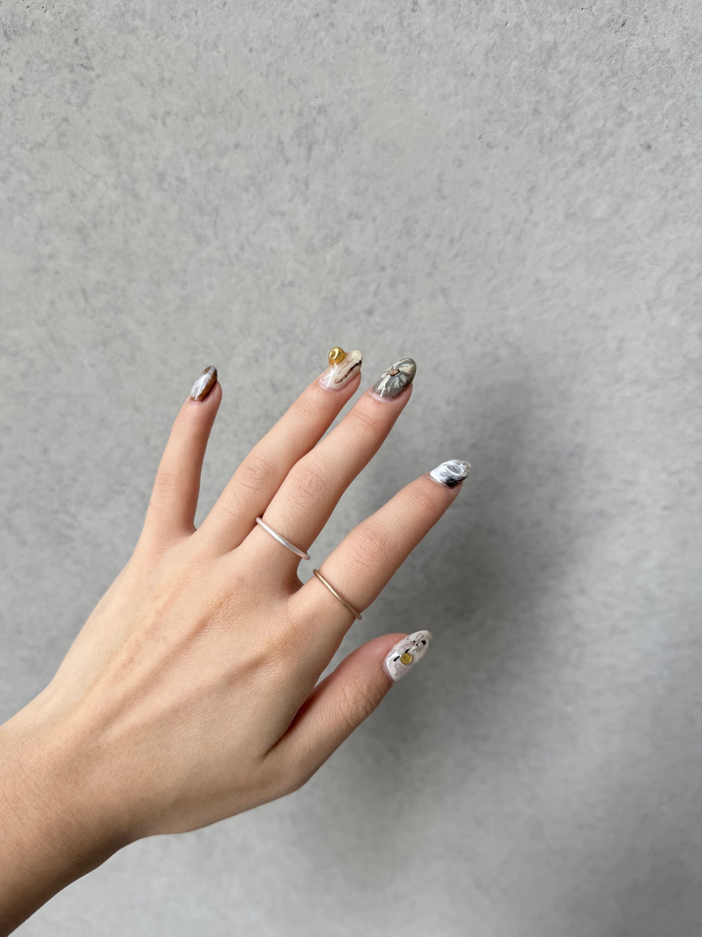 手指幼女生可入手～！霧面幼圈RING