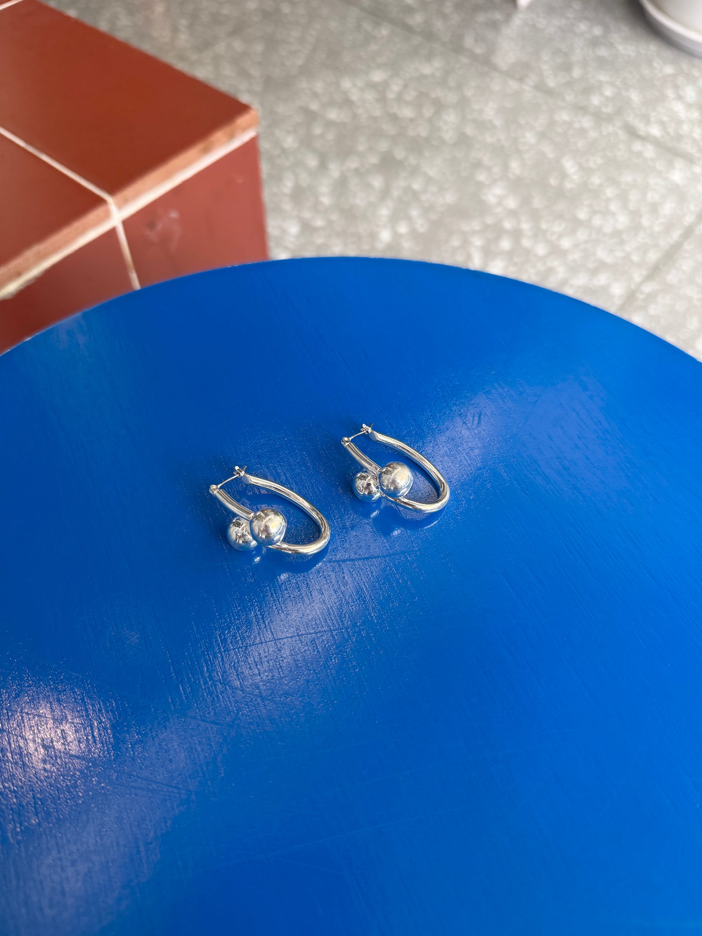 必買造形感波波耳環