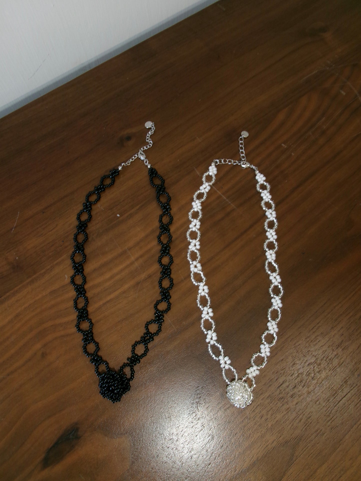 織珠仔花花頸鏈！