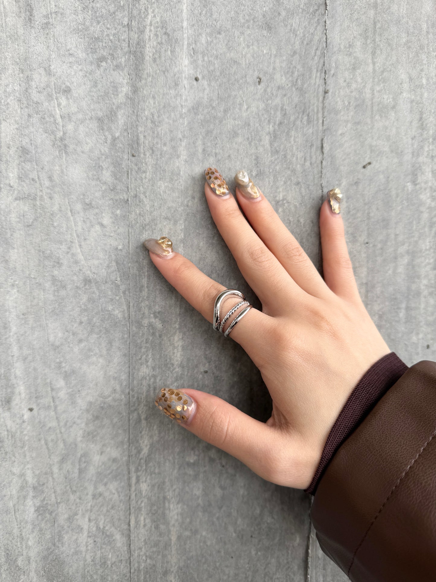 Must have!點點小山丘RING