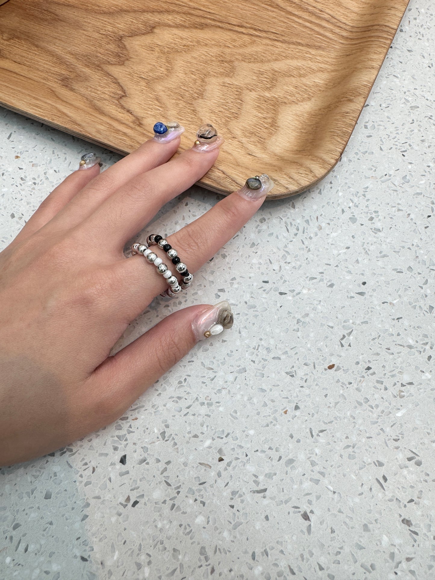 百撘撞色珠珠RING