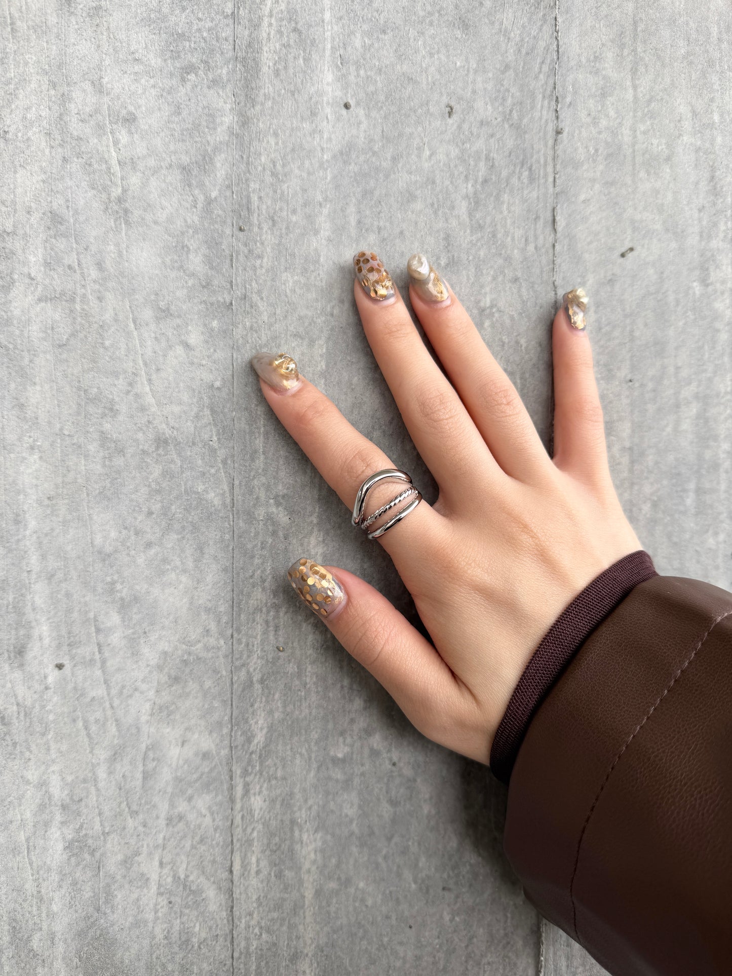 Must have!點點小山丘RING