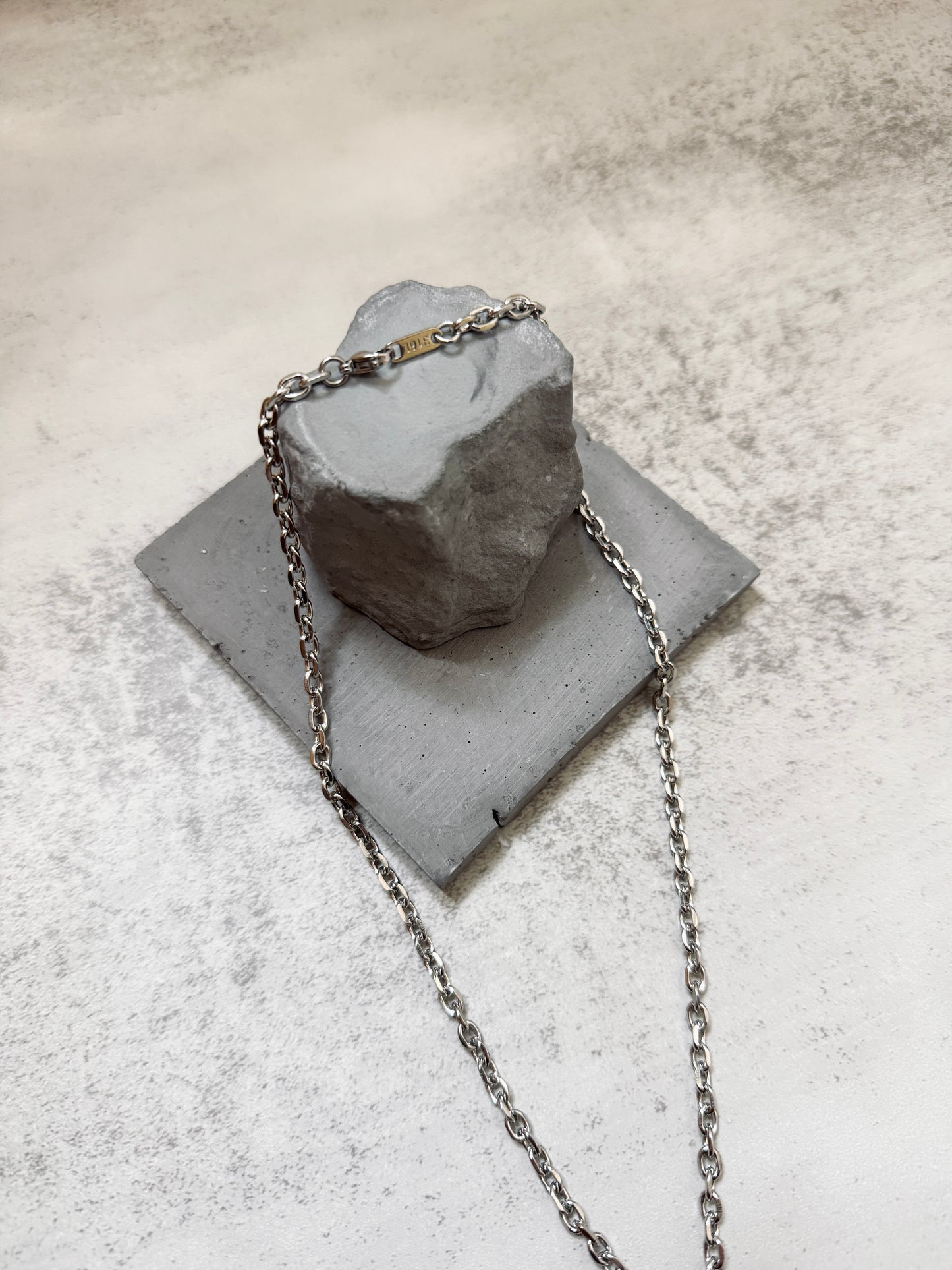 復古壓花心形頸鏈