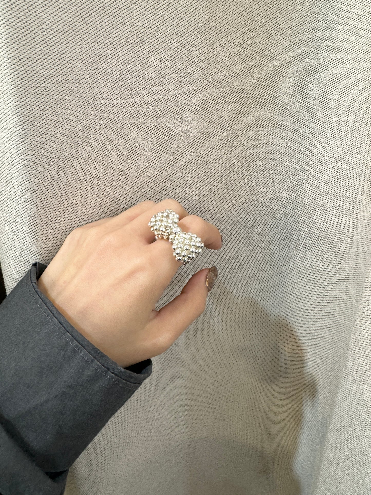 MUST BUY!銀珠珠蝴蝶結RING