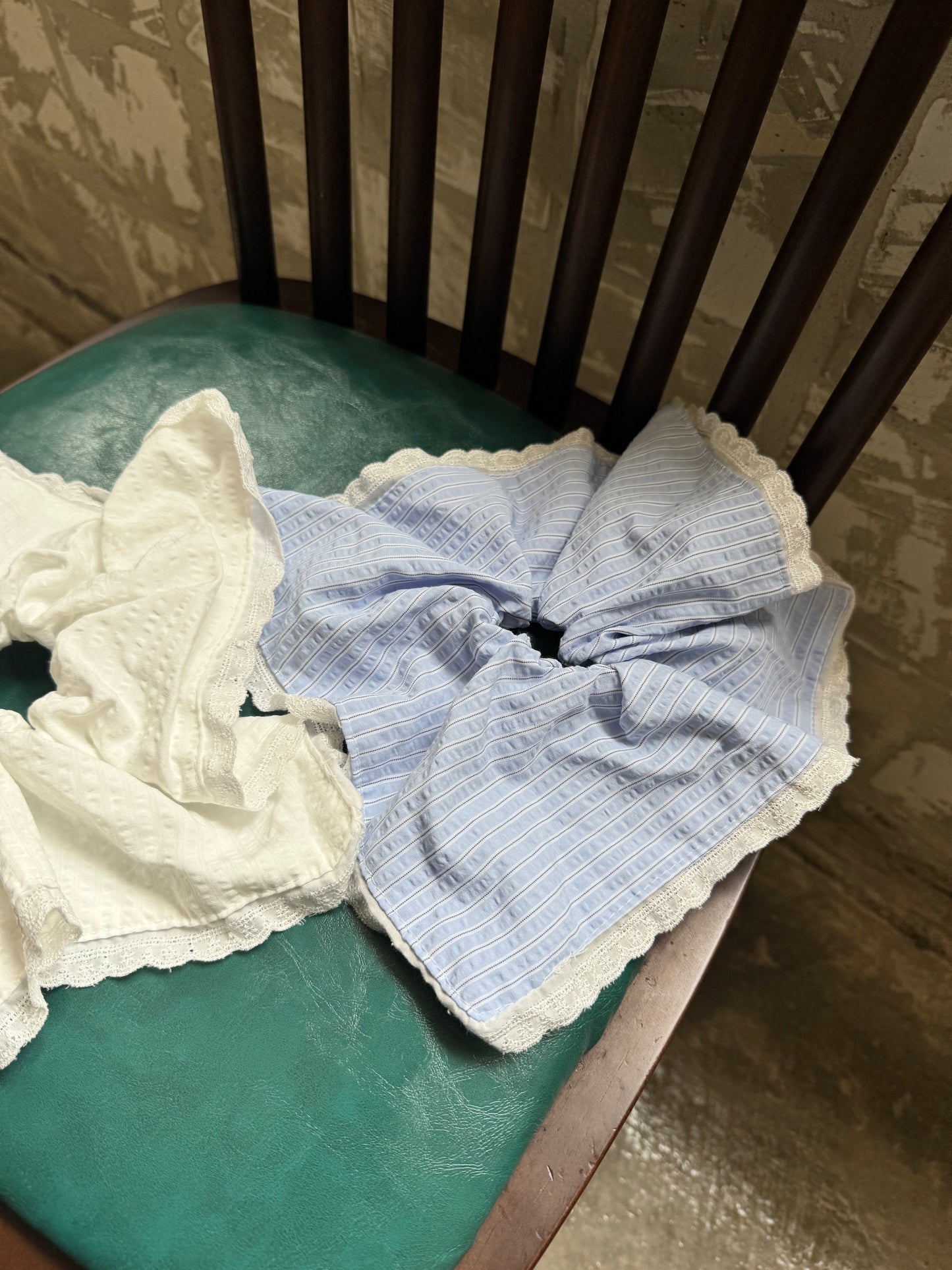 泡泡質感LACE大方形髮圈