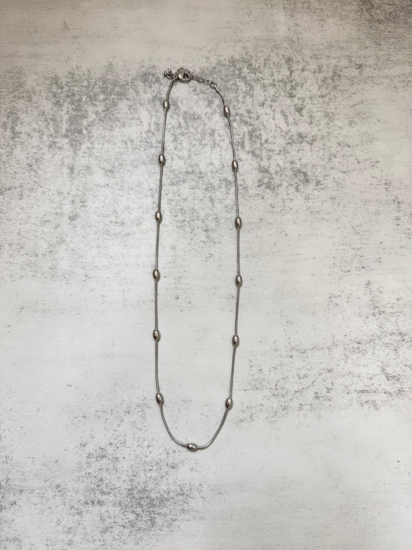 優惠入手款～橢圓珠珠幼頸鏈