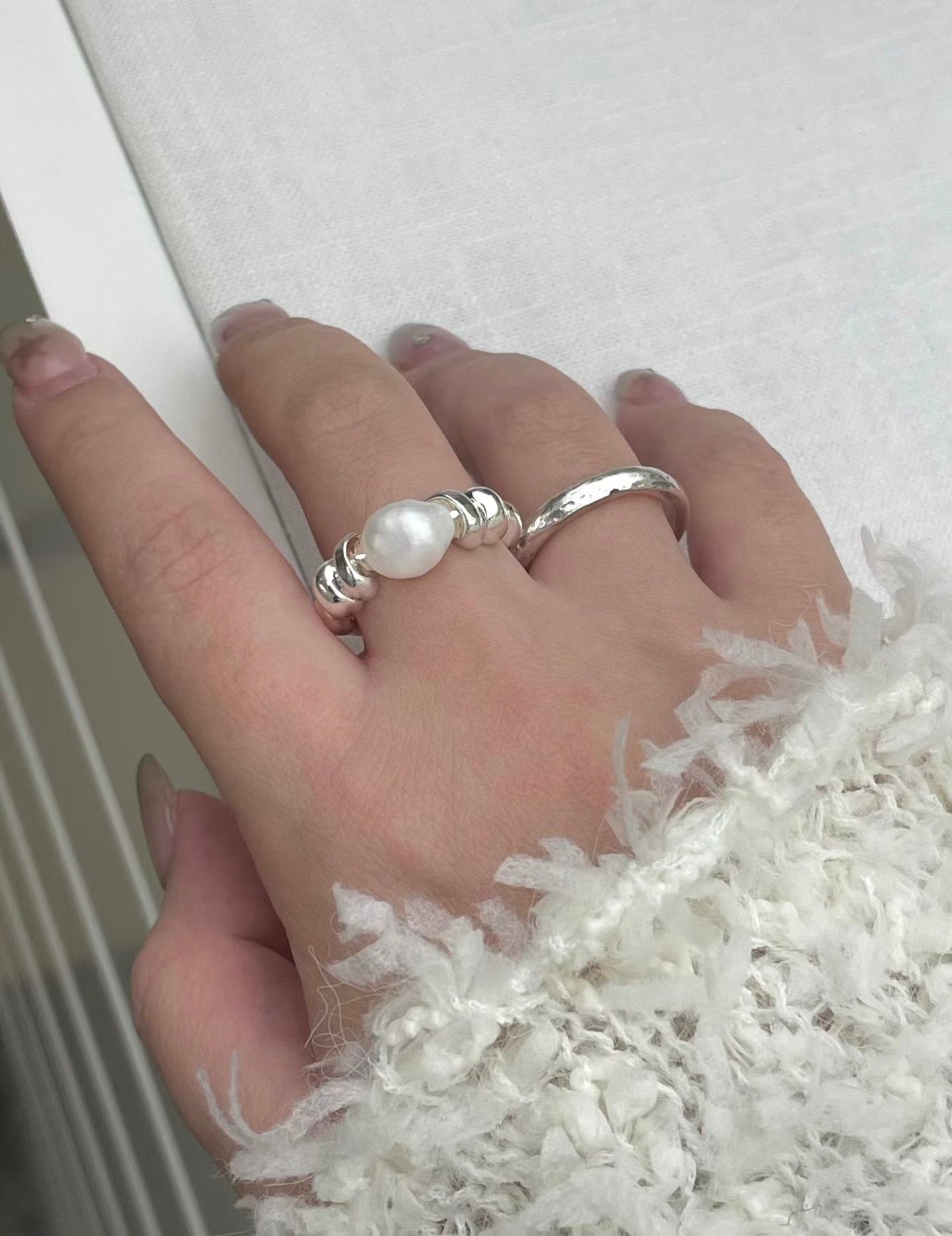 霧面感扭扭珍珠RING