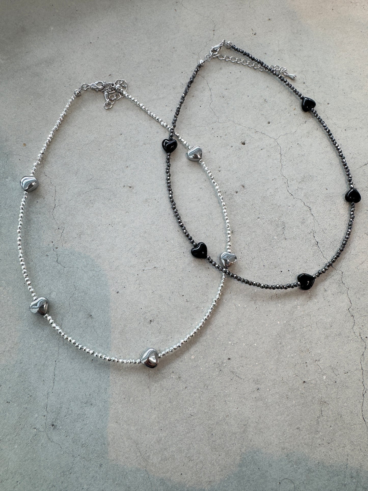 細碎閃石心心頸鏈