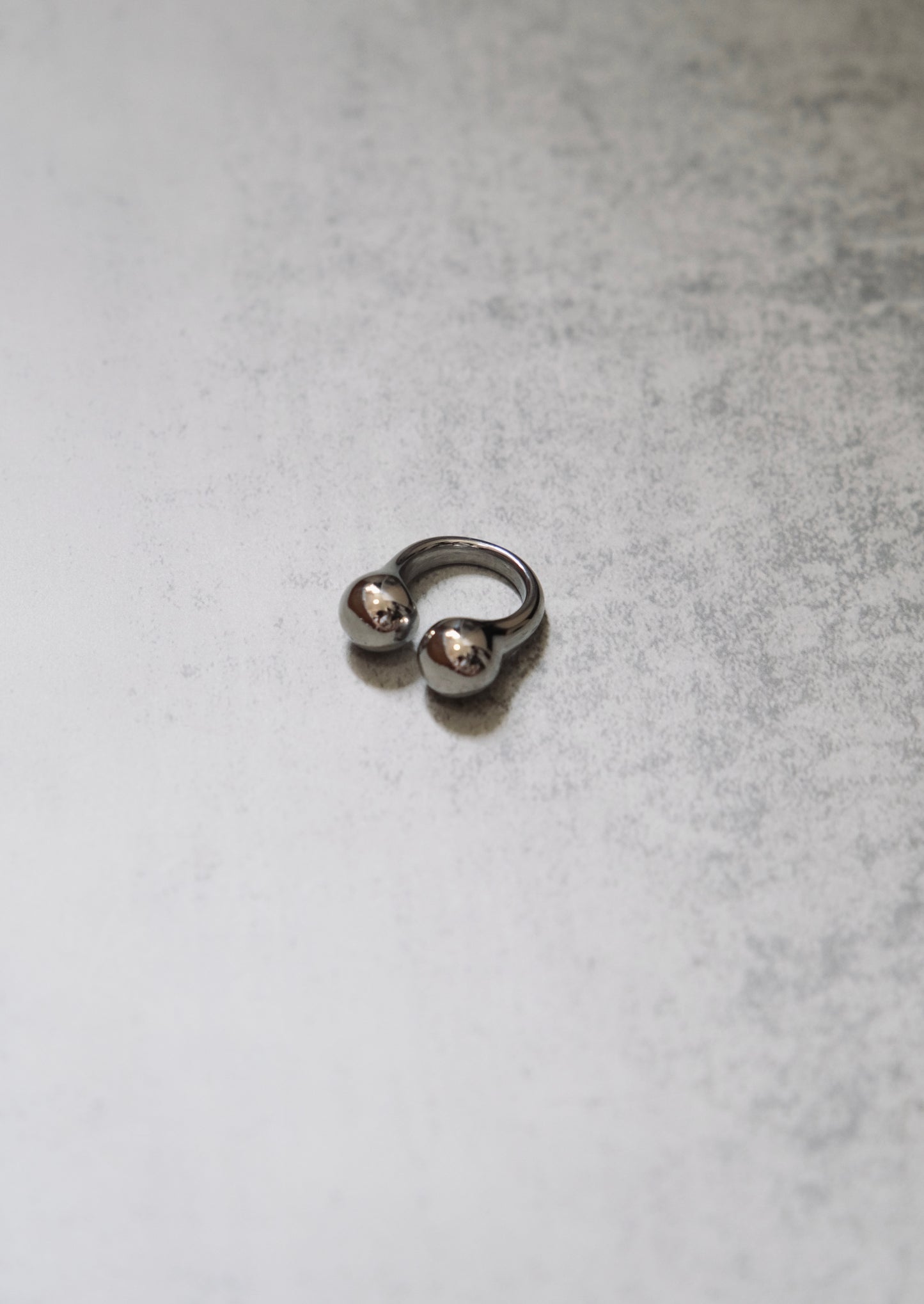 型格雙ball Ring