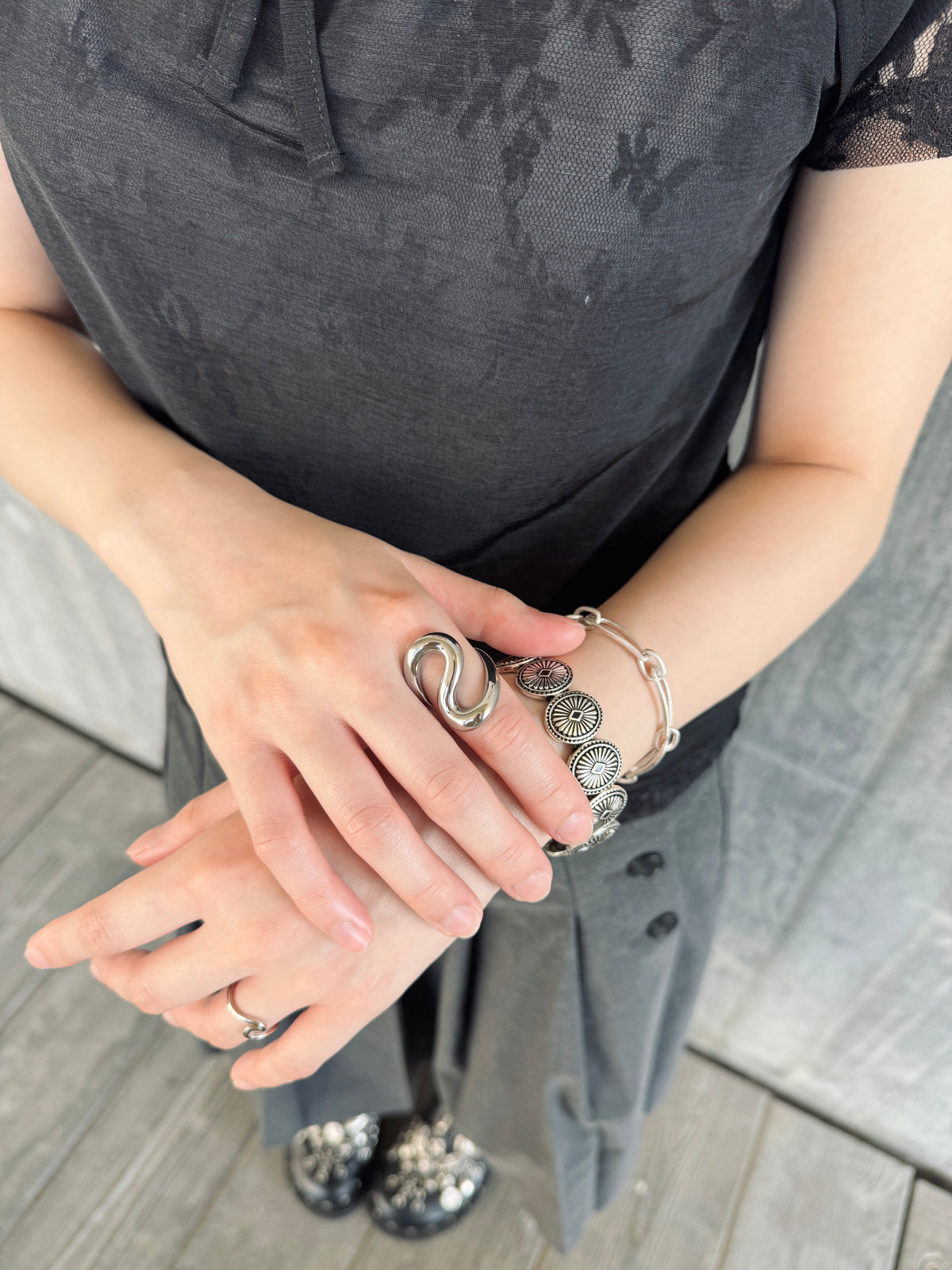 粗框S形RING
