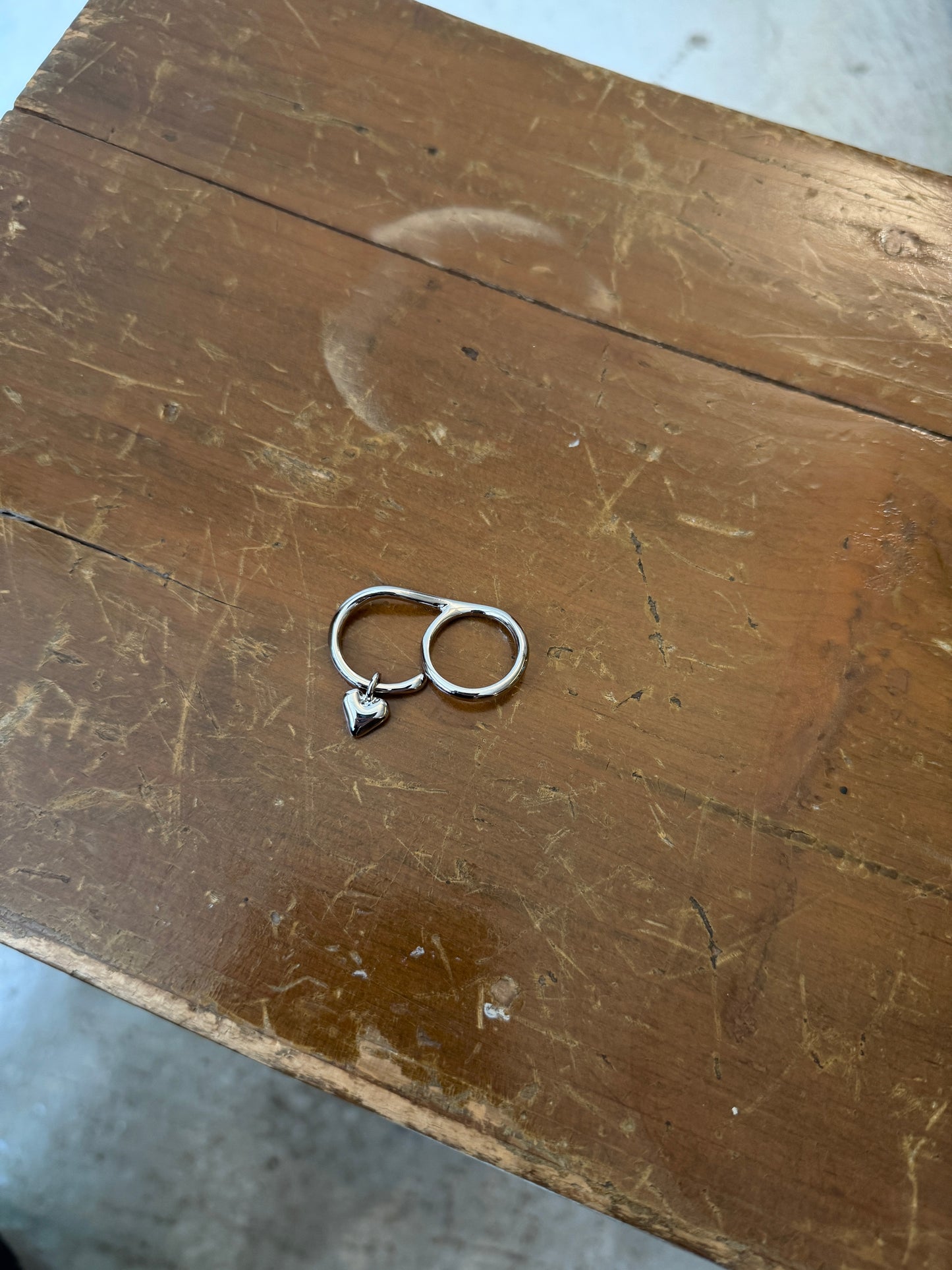 現貨⸜ ♡ ⸝心心扣雙指RING