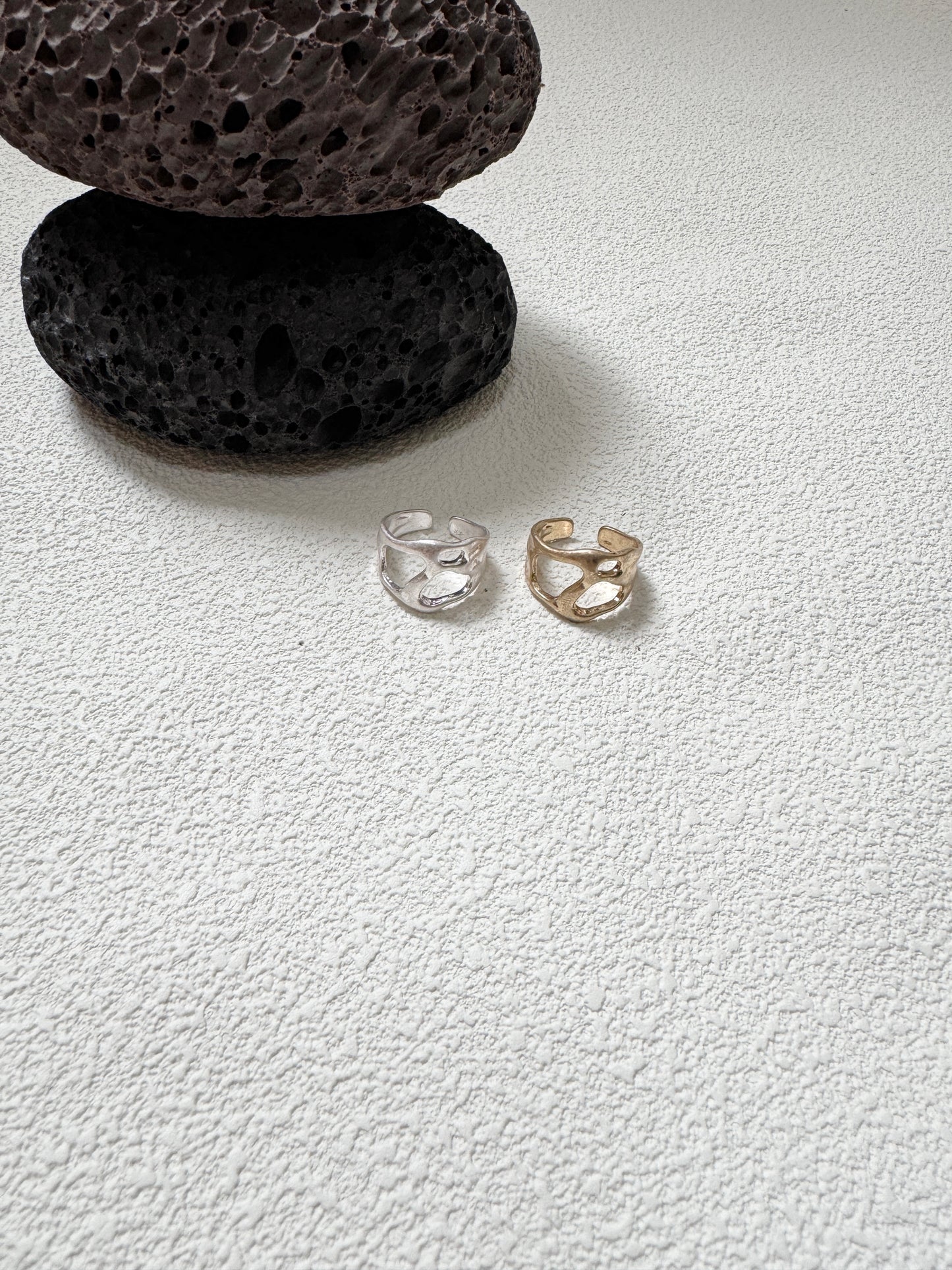 霧面不規則洞洞RING