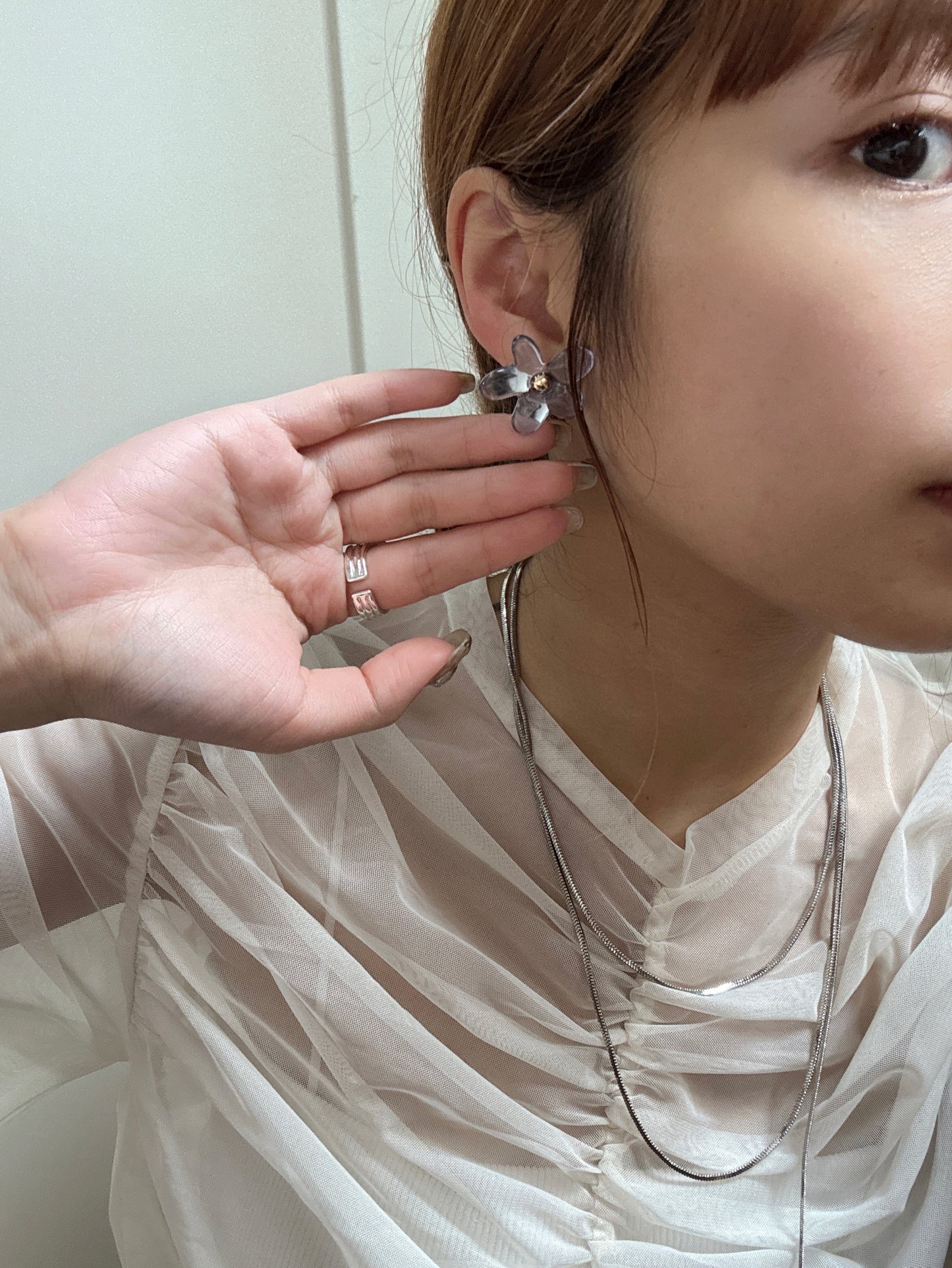 必買～透明感日系小花耳環