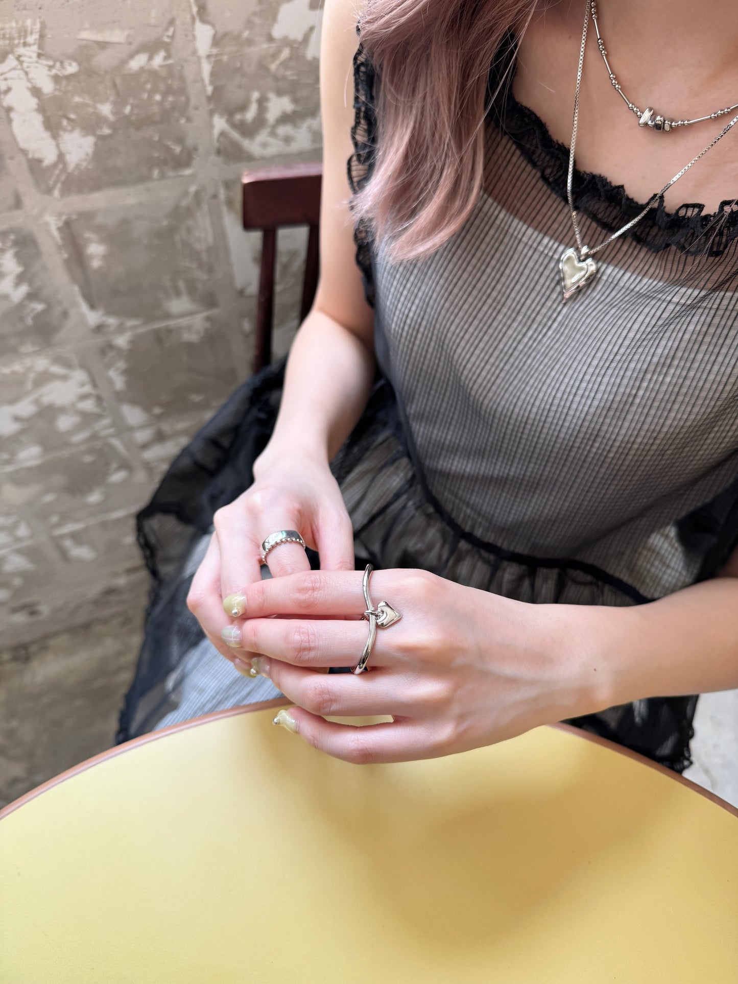 現貨⸜ ♡ ⸝心心扣雙指RING