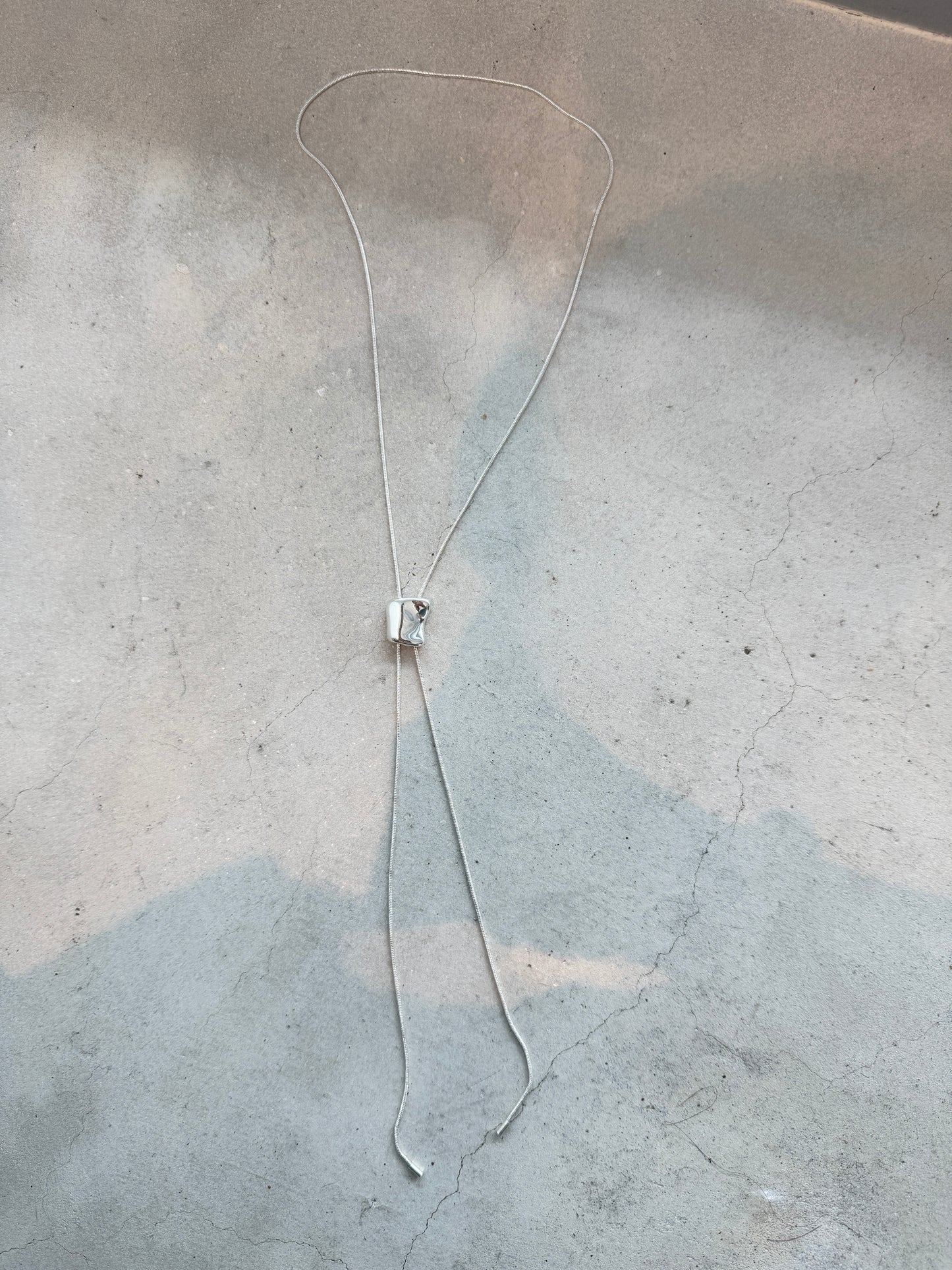 必買～方扣氣質感長頸鏈