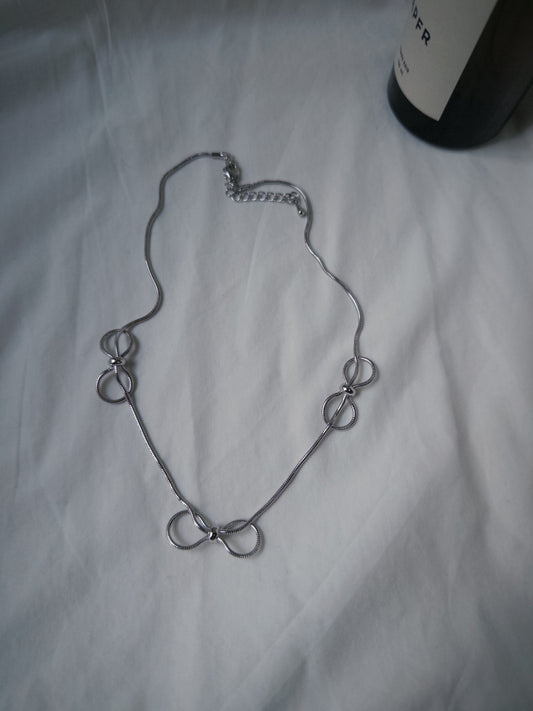 3RIBBON NECKLACE