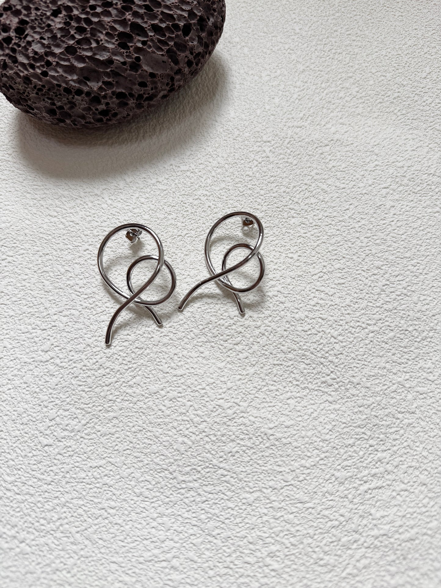 雙重疊圈圈耳環～