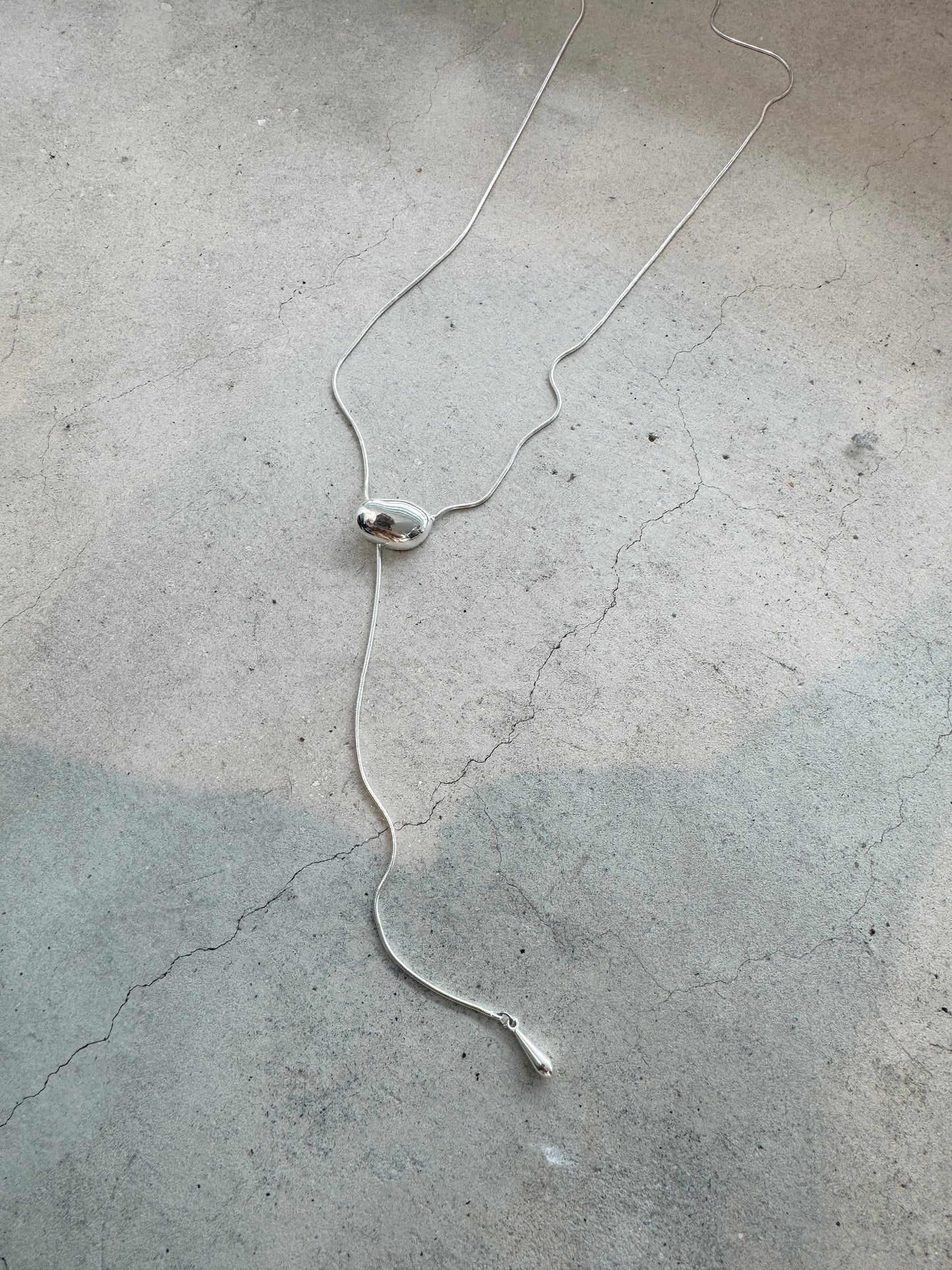 大人感⁺⊹˚.⋆小橢圓長頸鏈