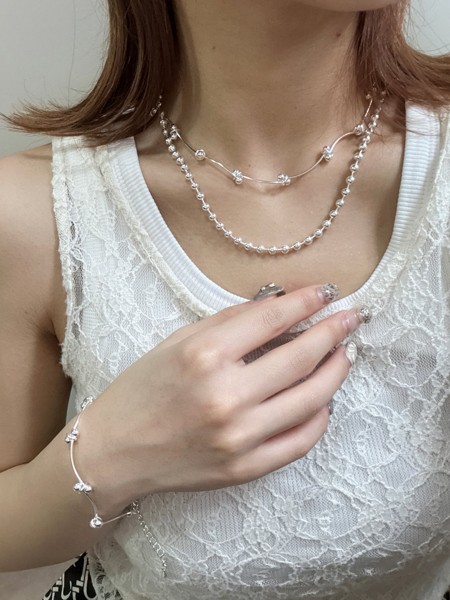 Must have!細扭扭珠頸鏈