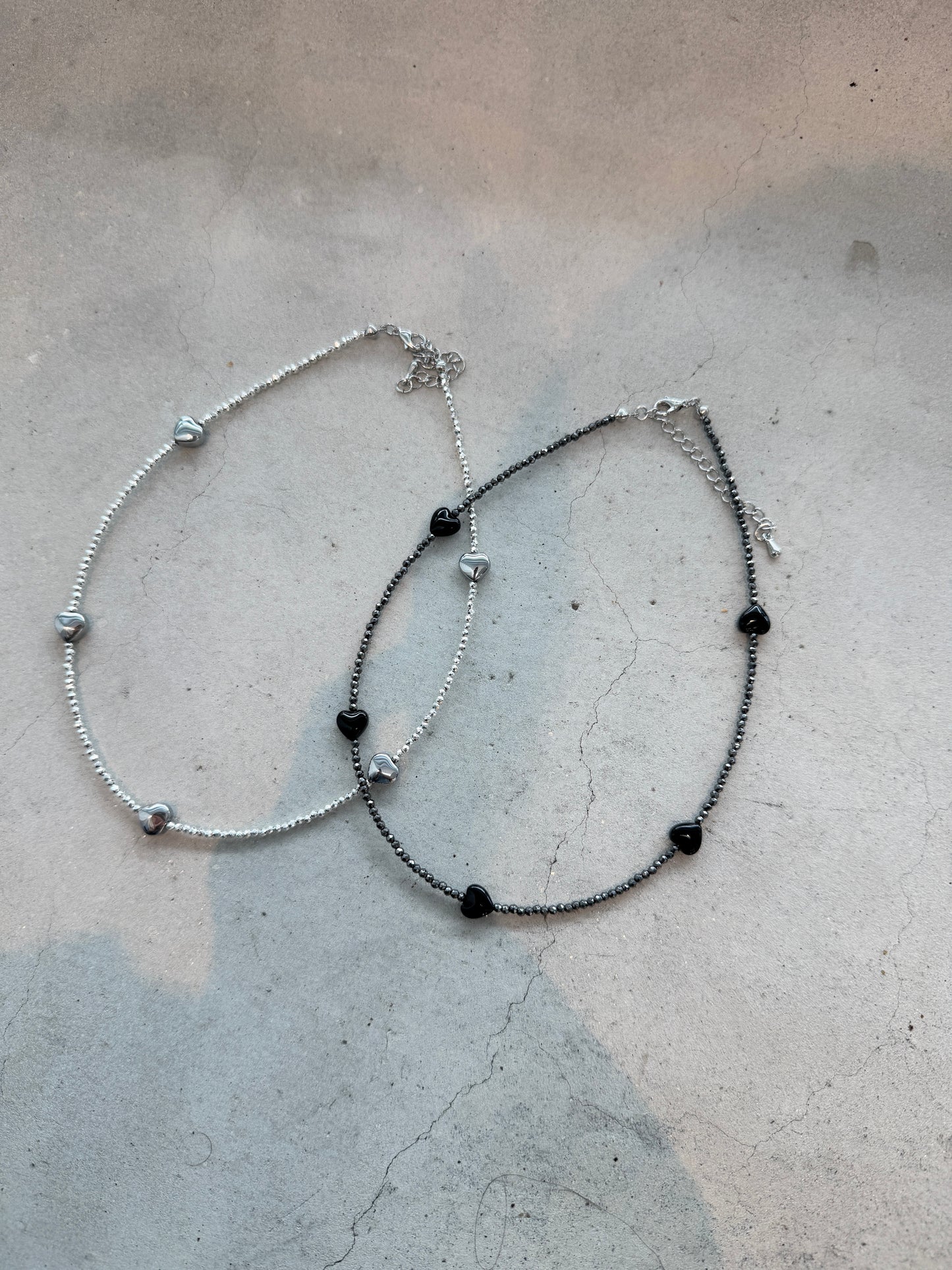 細碎閃石心心頸鏈