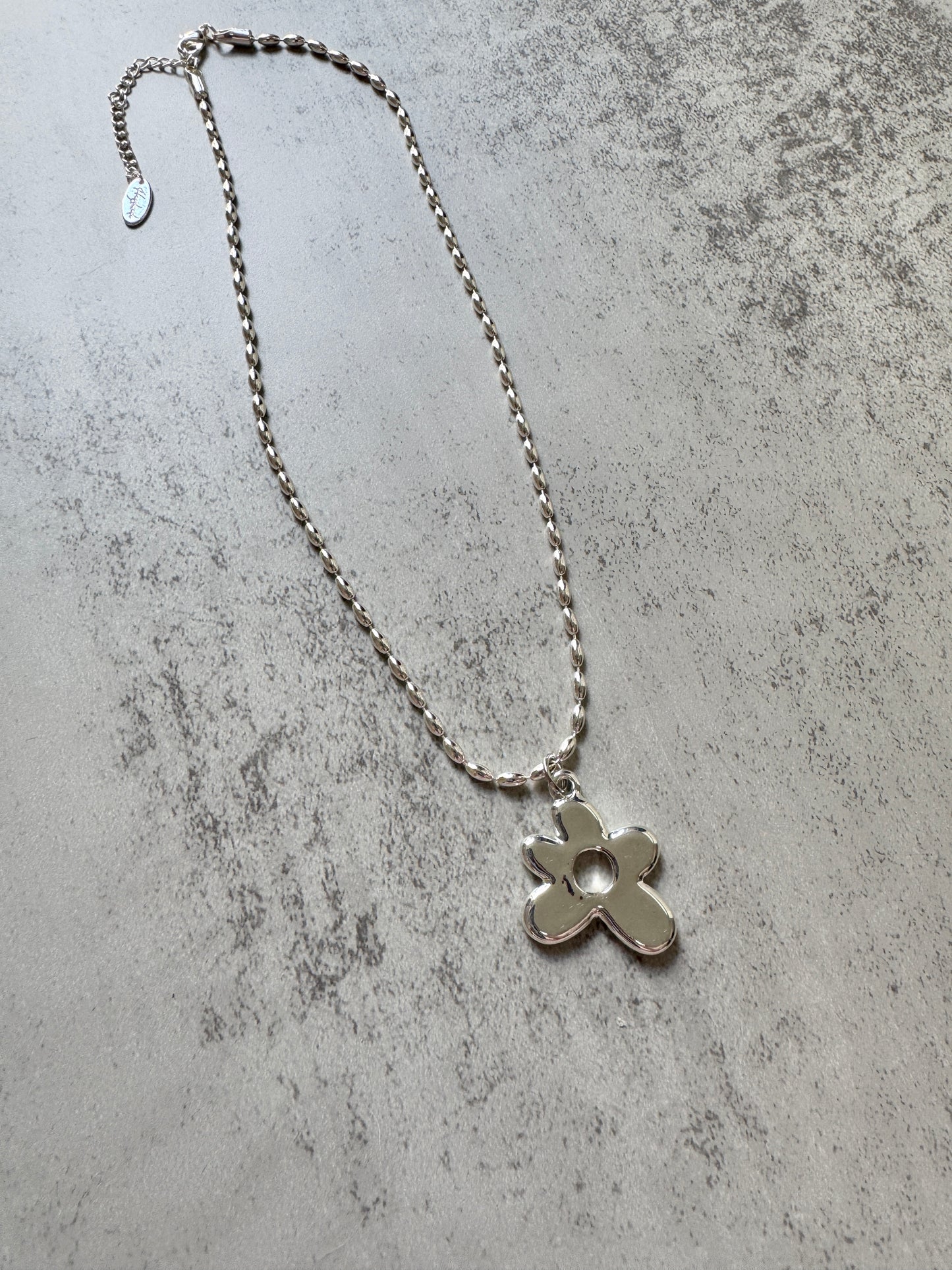 不規則花花幼豆豆頸鏈