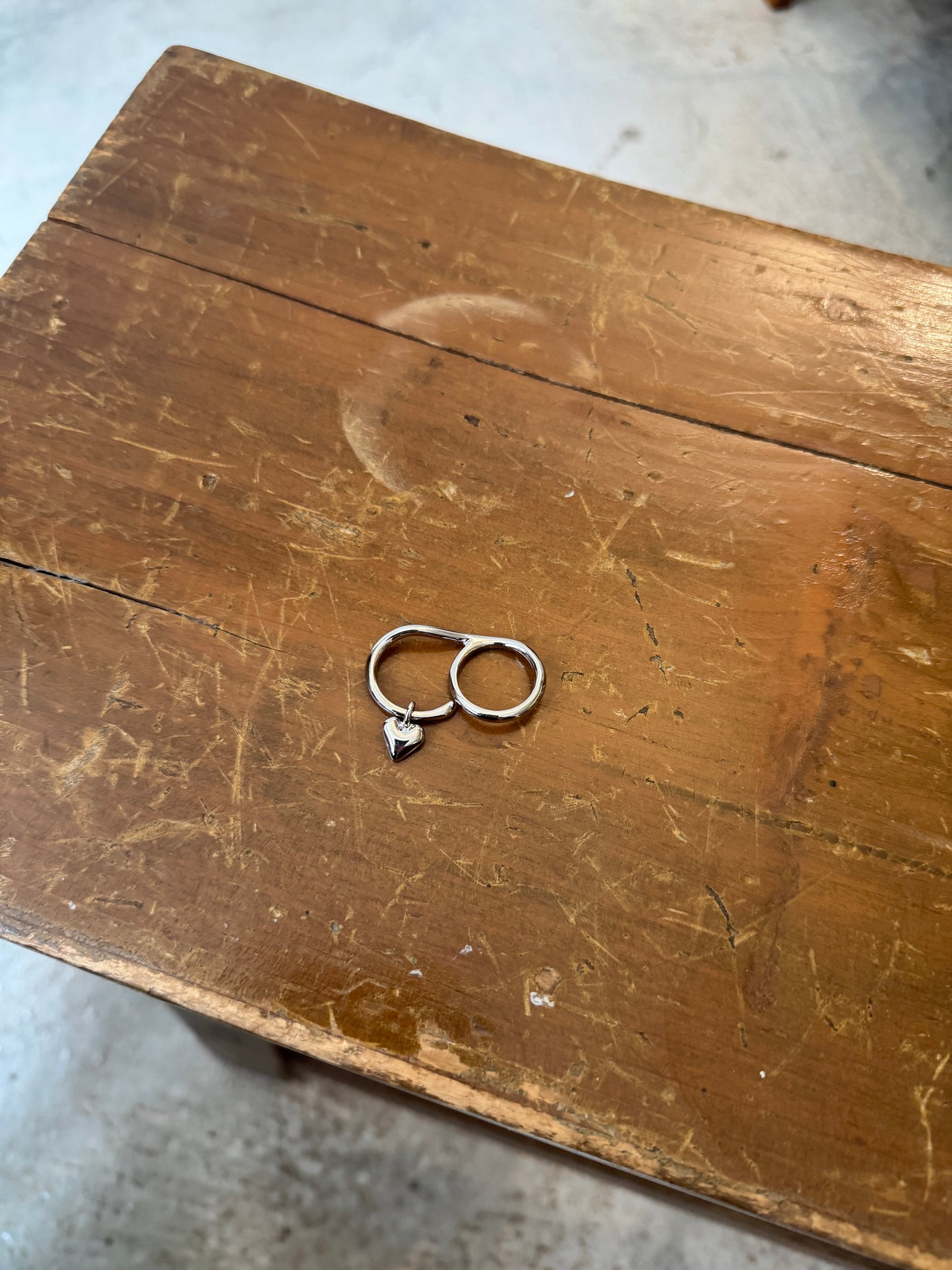 現貨⸜ ♡ ⸝心心扣雙指RING