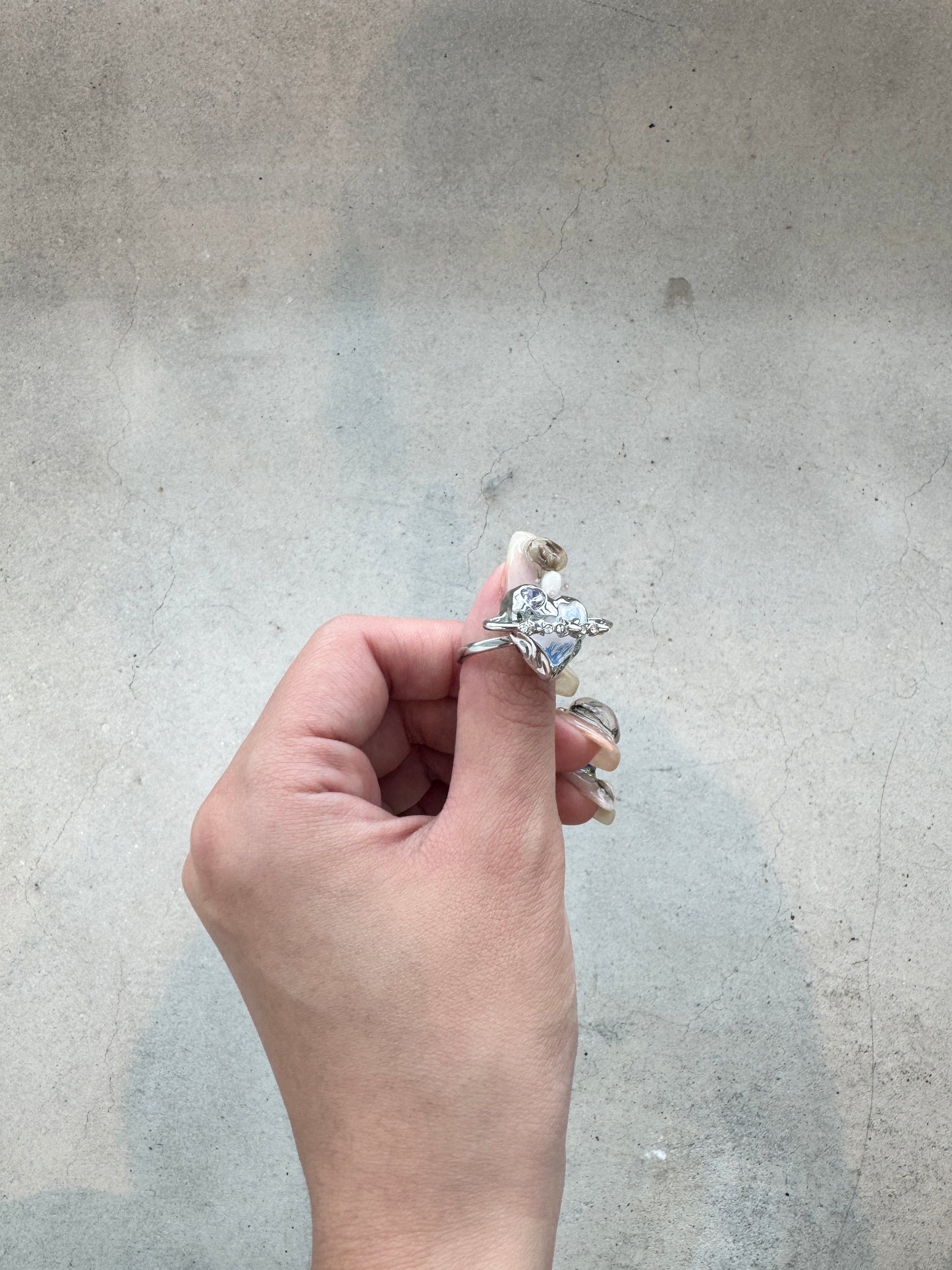 必買！可調Size 星球幻彩心形RING