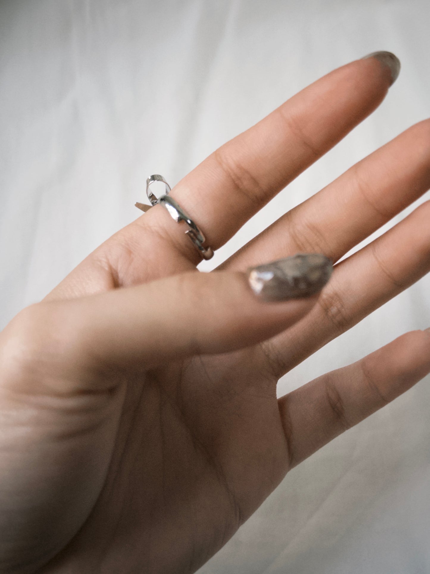 光滑幼條蝴蝶結RING