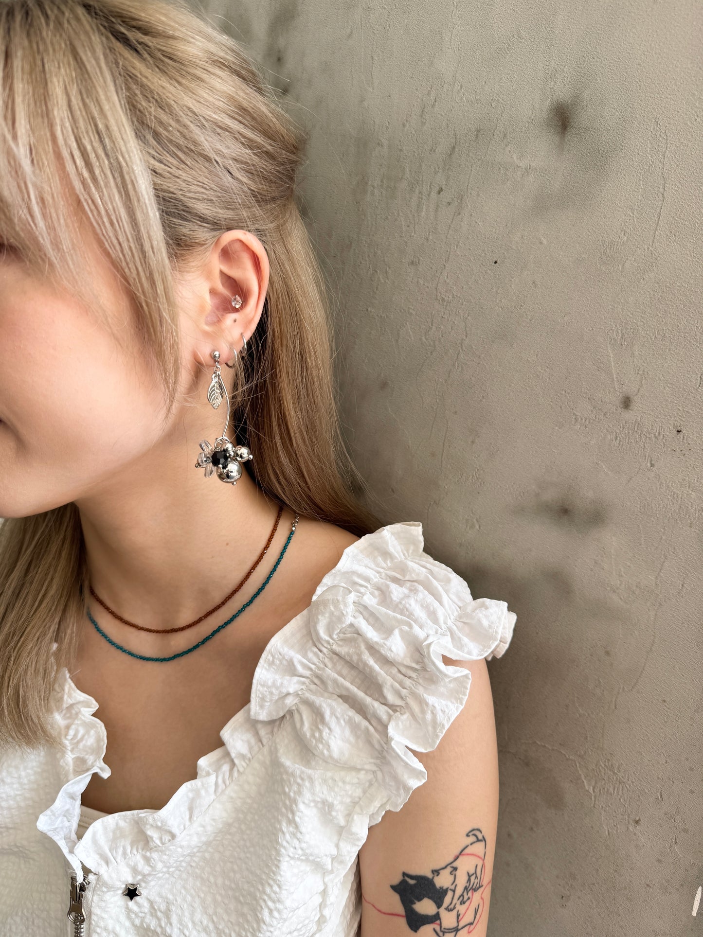 透明感花花ballball耳環