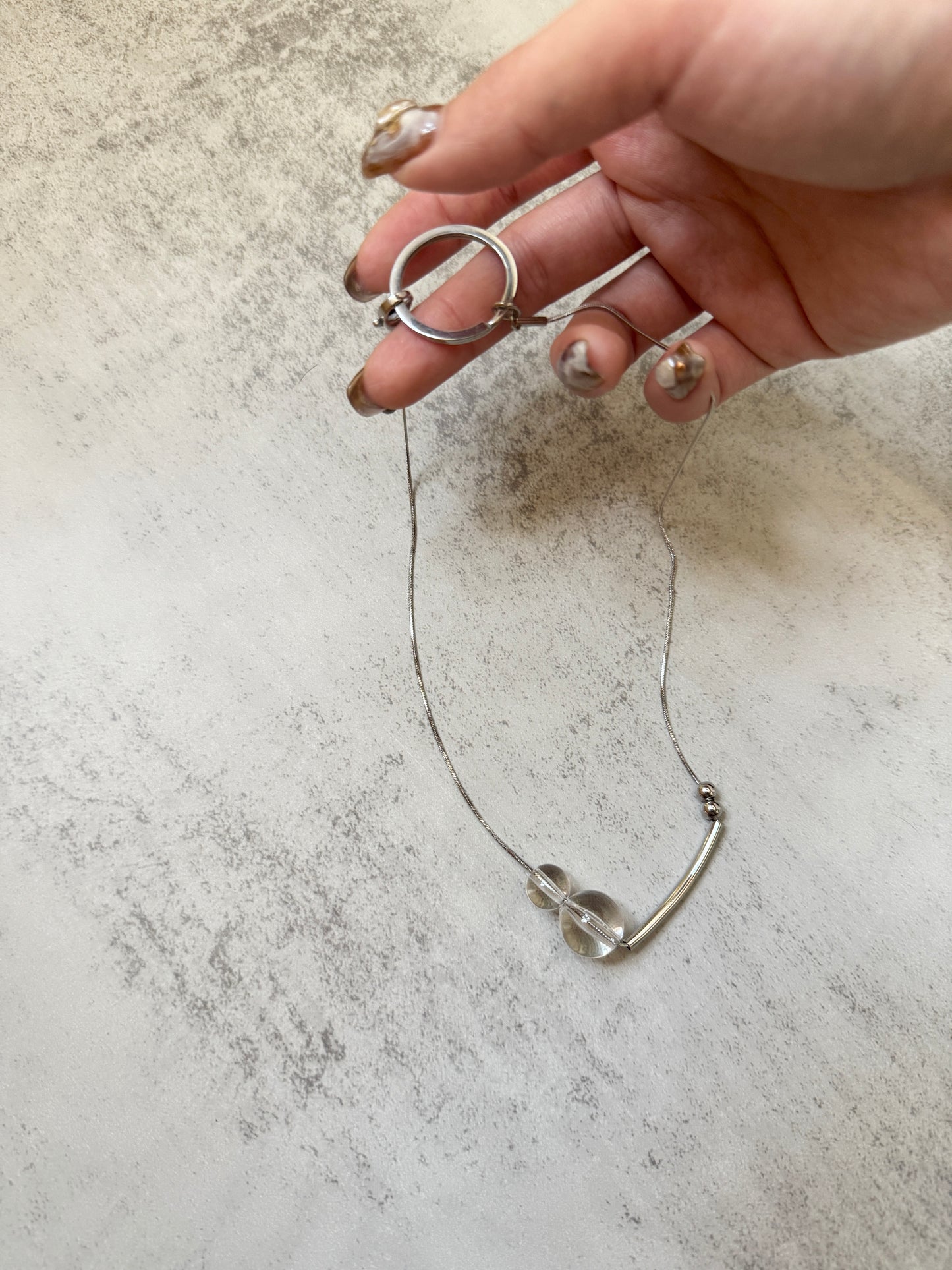 簡約透明感波波頸鏈！